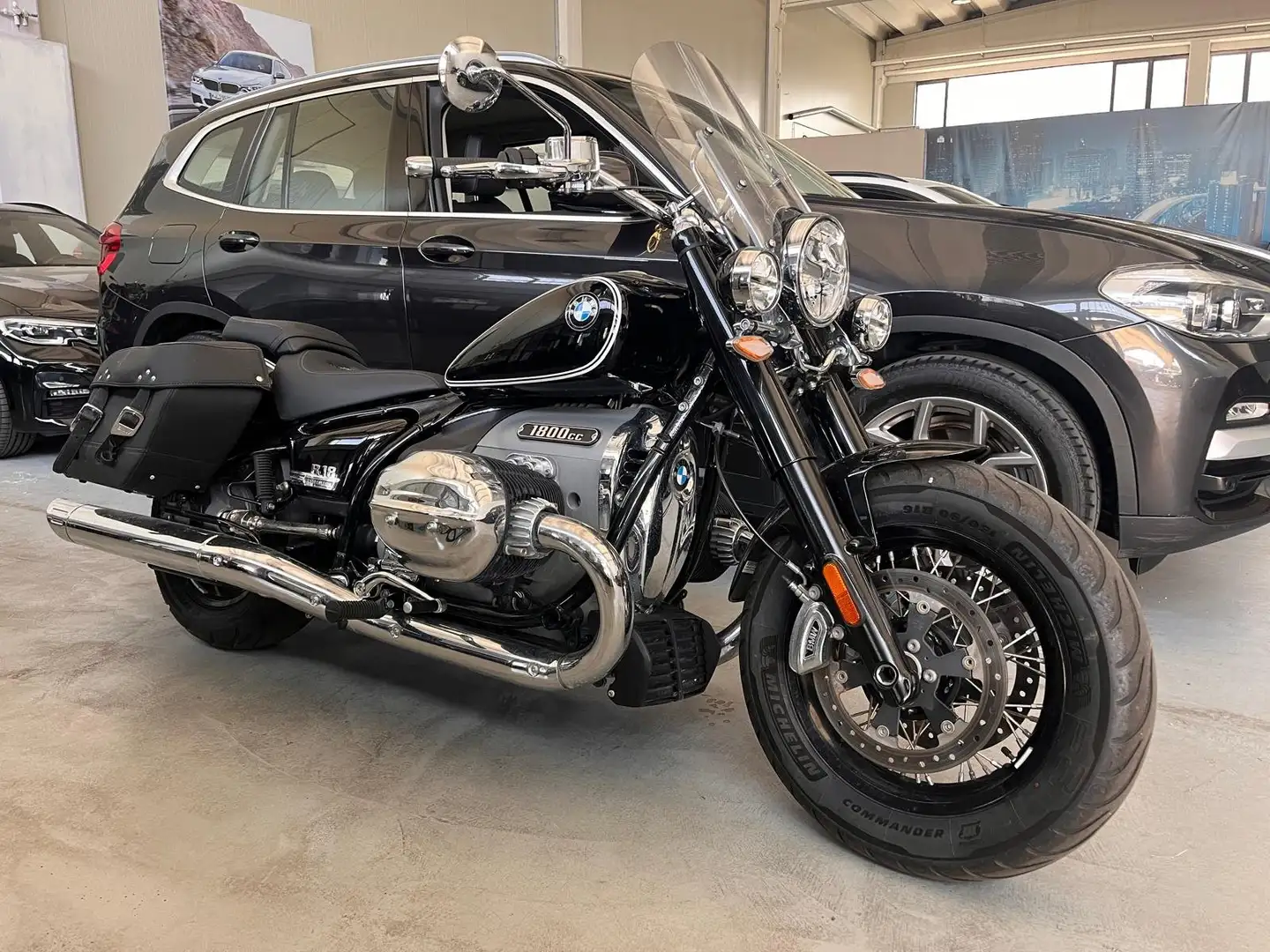 BMW R 18 Classic Nero - 1