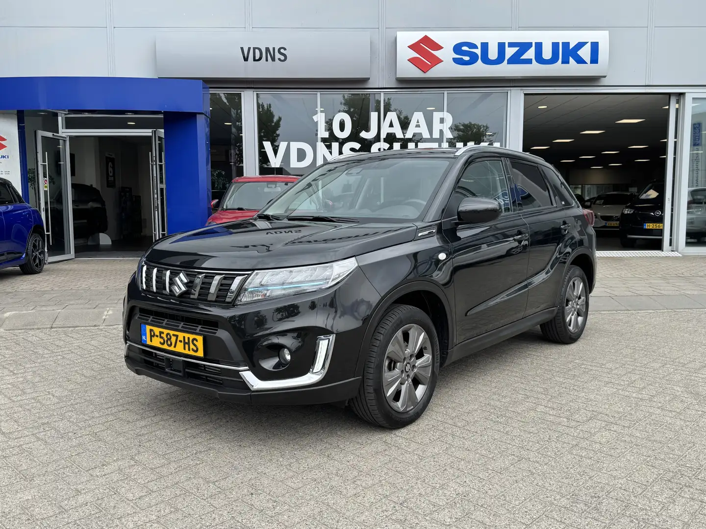 Suzuki Vitara 1.4 Boosterjet Select Smart Hybrid 43dkm 130PK! Na Zwart - 1