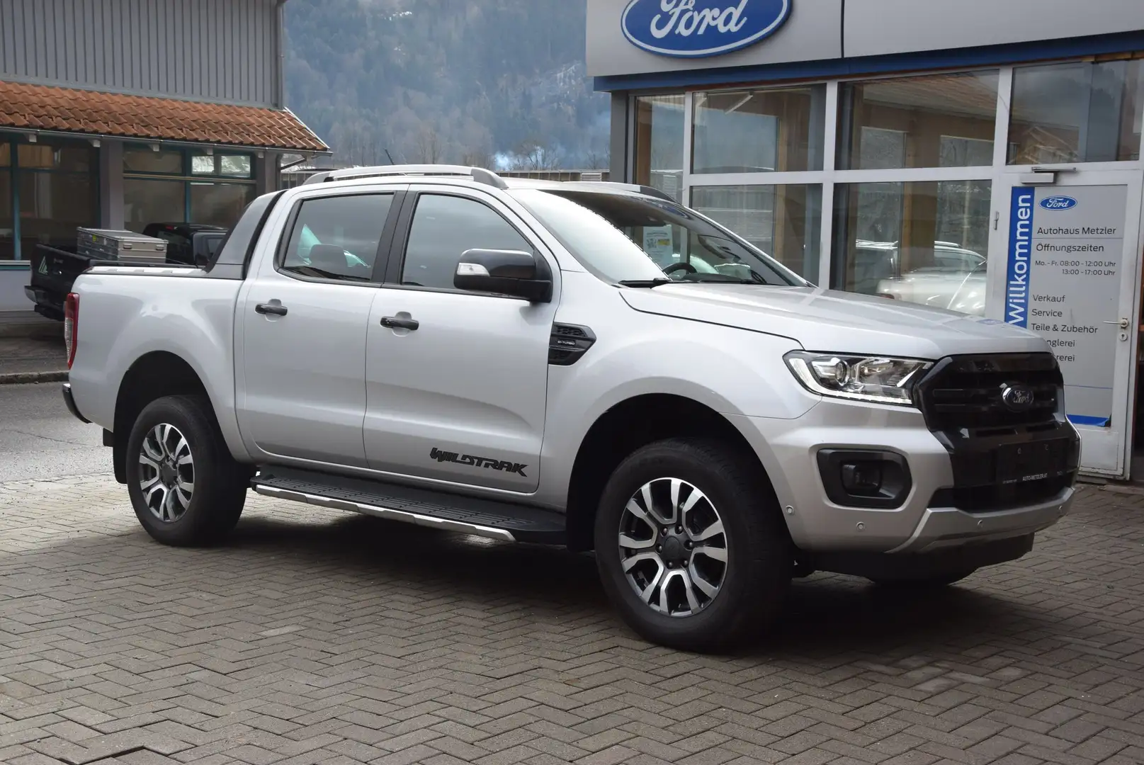 Ford Ranger **Wildtrak**4x4**Automatik**Kamera**ACC**AHK** Silber - 2