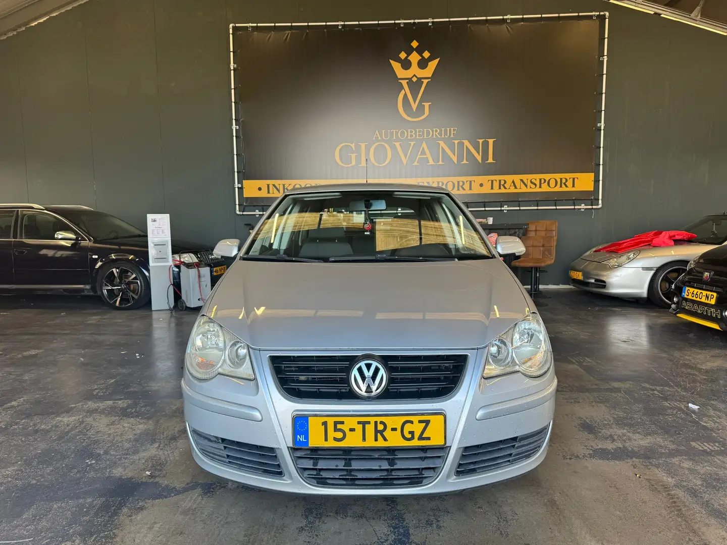Volkswagen Polo 1.2 Optive inruil mogelijk Gris - 2
