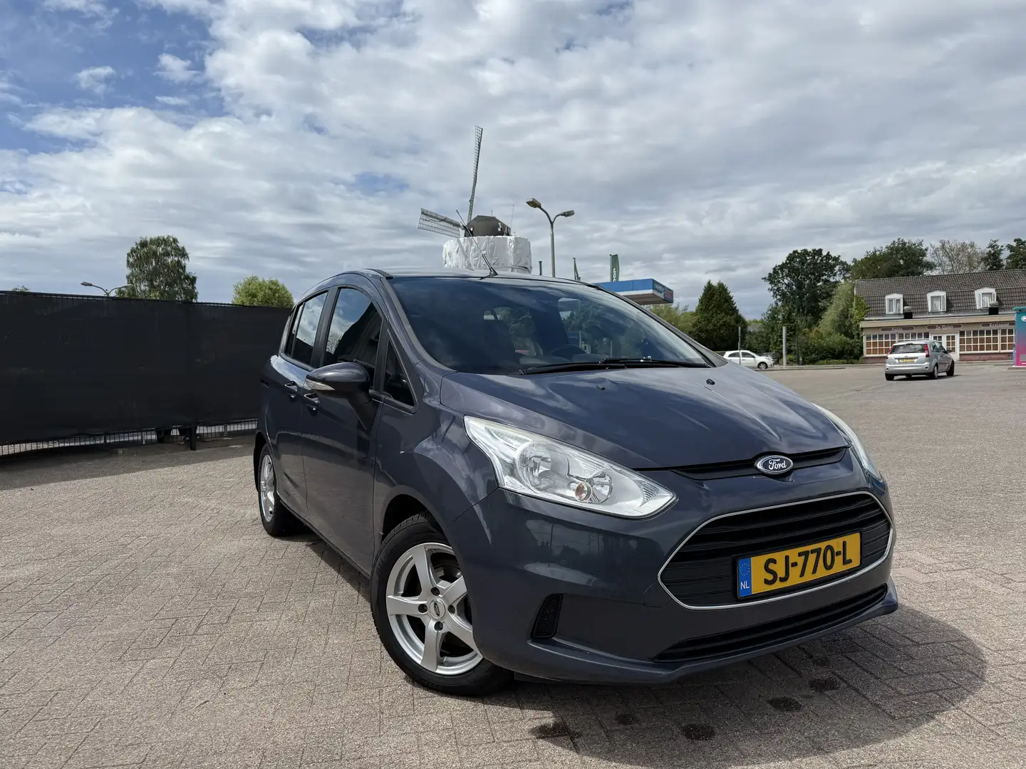 Ford B-Max 1.0 EcoBoost SYNC Edition - 1