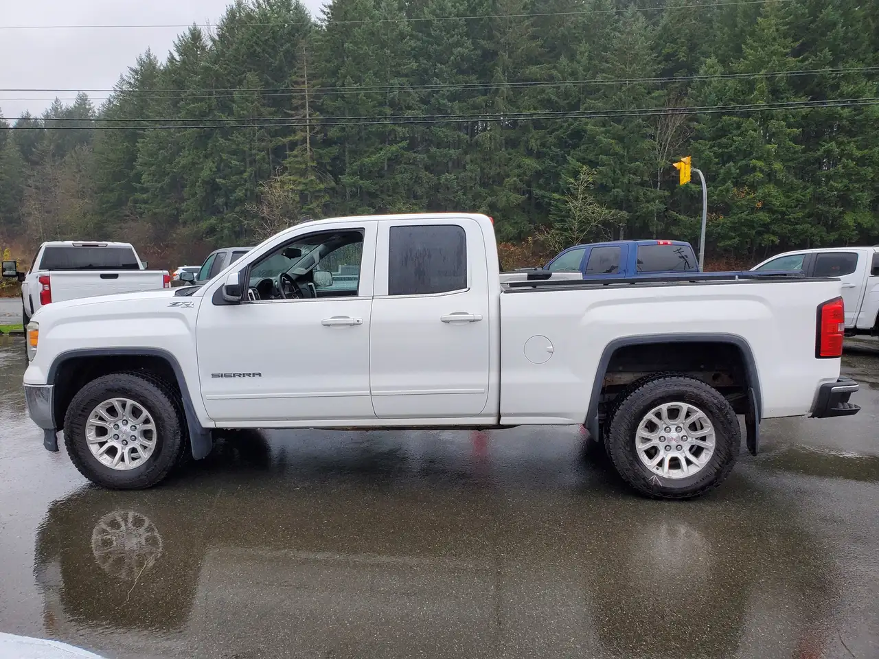 GMC Sierra 1500 снимка GMC Sierra 1500