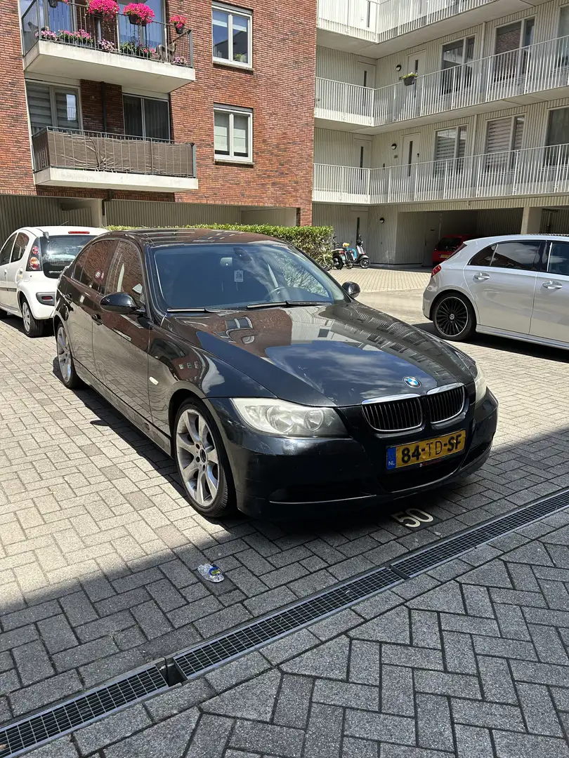 BMW 330 325i High Executive Noir - 1