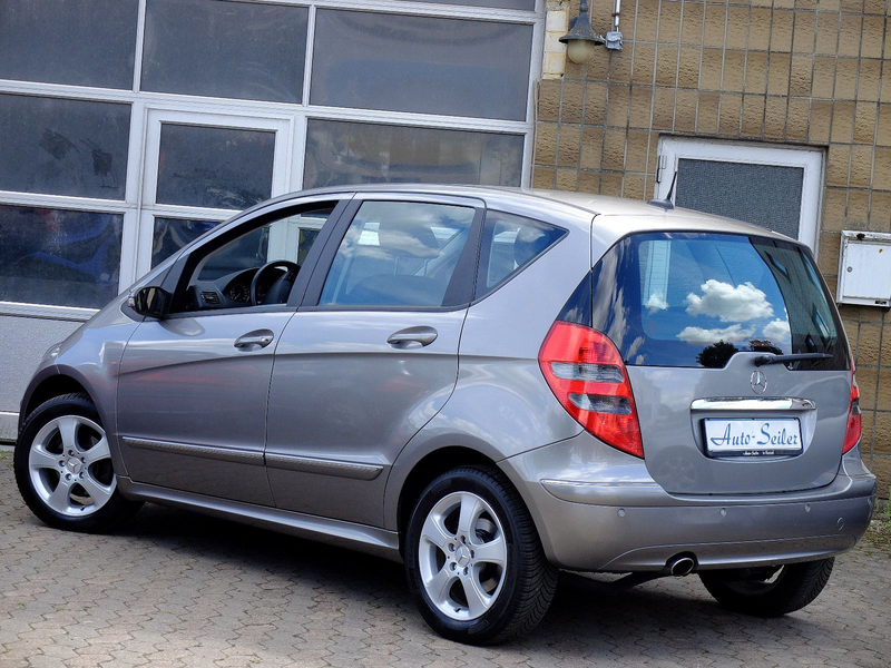 Mercedes-Benz A 150 A150 Avantgarde-Leder-Klima-SHZ-79Tkm-Scheckheft — photo 3