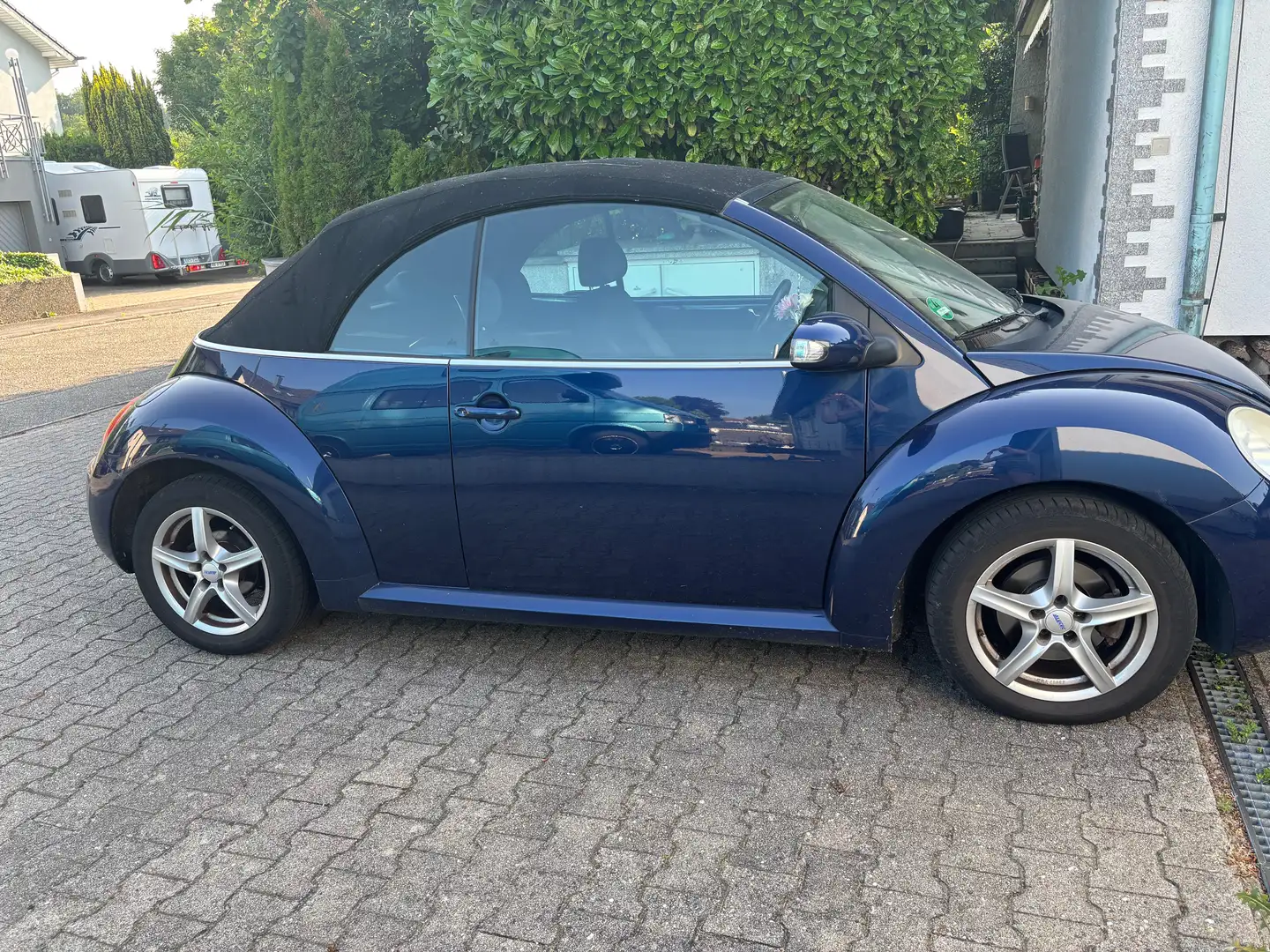 Volkswagen New Beetle New Beetle 2.0 Automatik Bleu - 2