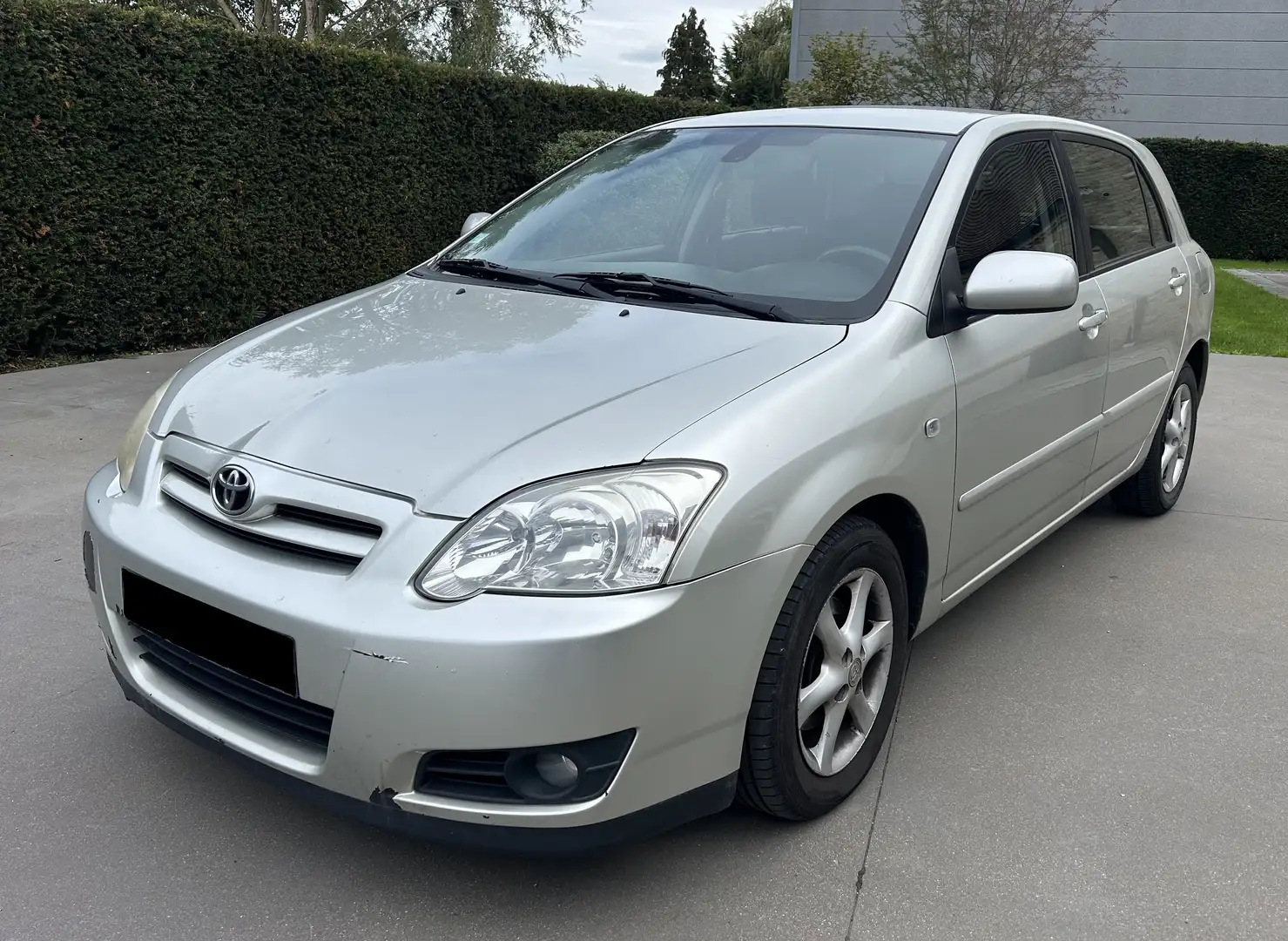 Toyota Corolla Corolla 2.0 Turbo D-4D ,Clim Digitale Grau - 1