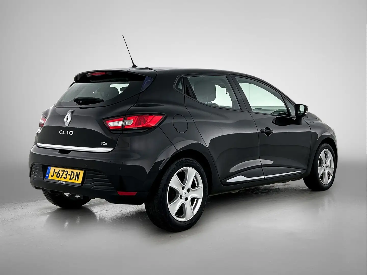 Renault Clio 0.9 TCe Dynamique | Navigatie | PDC | Stoelverwarm Zwart - 2
