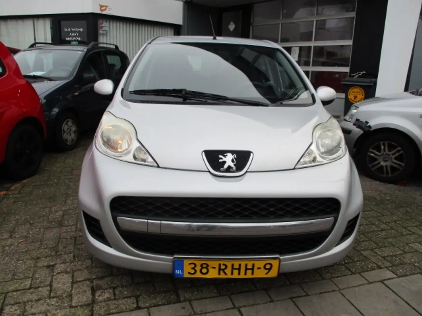 Peugeot 107 1.0-12V Sportium Grijs - 2