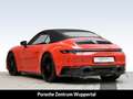Porsche 992 911 Carrera GTS Cabrio HA-Lenkung InnoDrive Rood - thumbnail 3