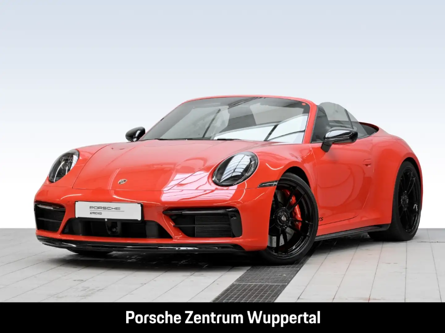 Porsche 992 911 Carrera GTS Cabrio HA-Lenkung InnoDrive Rood - 1