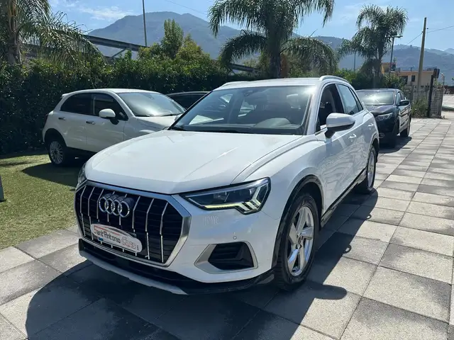 Audi Q3 Q3 2.0 tdi 150CV s-tronic SPORT 2022 PACCHETTO LUCI-PORT ELETTRICO-FULL OPTIONAL