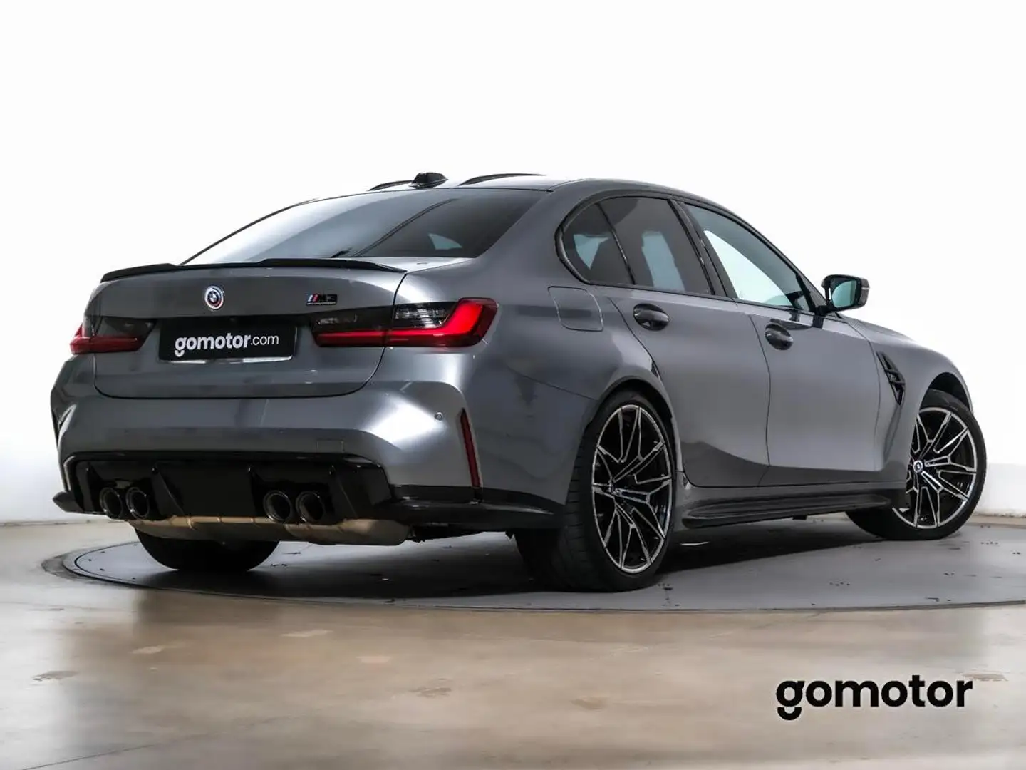 BMW M3 Competition Grau - 2