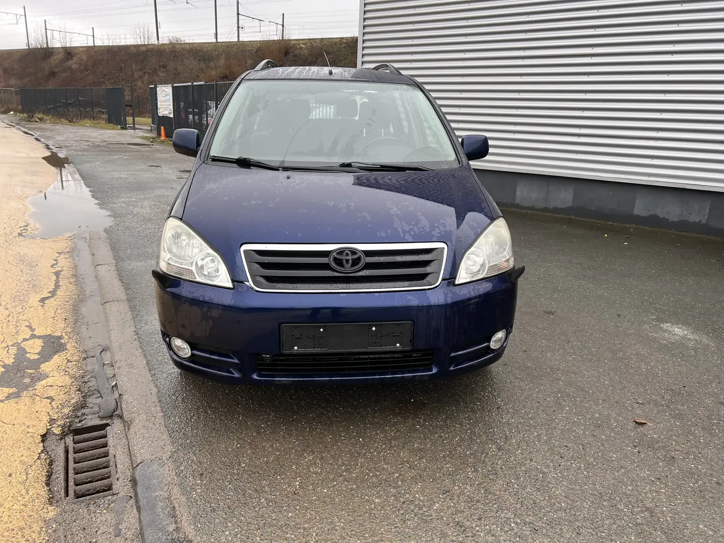 Toyota Avensis Verso 2.0 VVTI 7 Place  Uniquement Pour Export Blau - 1
