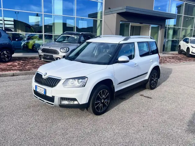 Skoda Yeti 2.0 TDI 140CV 4x4 Elegance / Gancio Traino