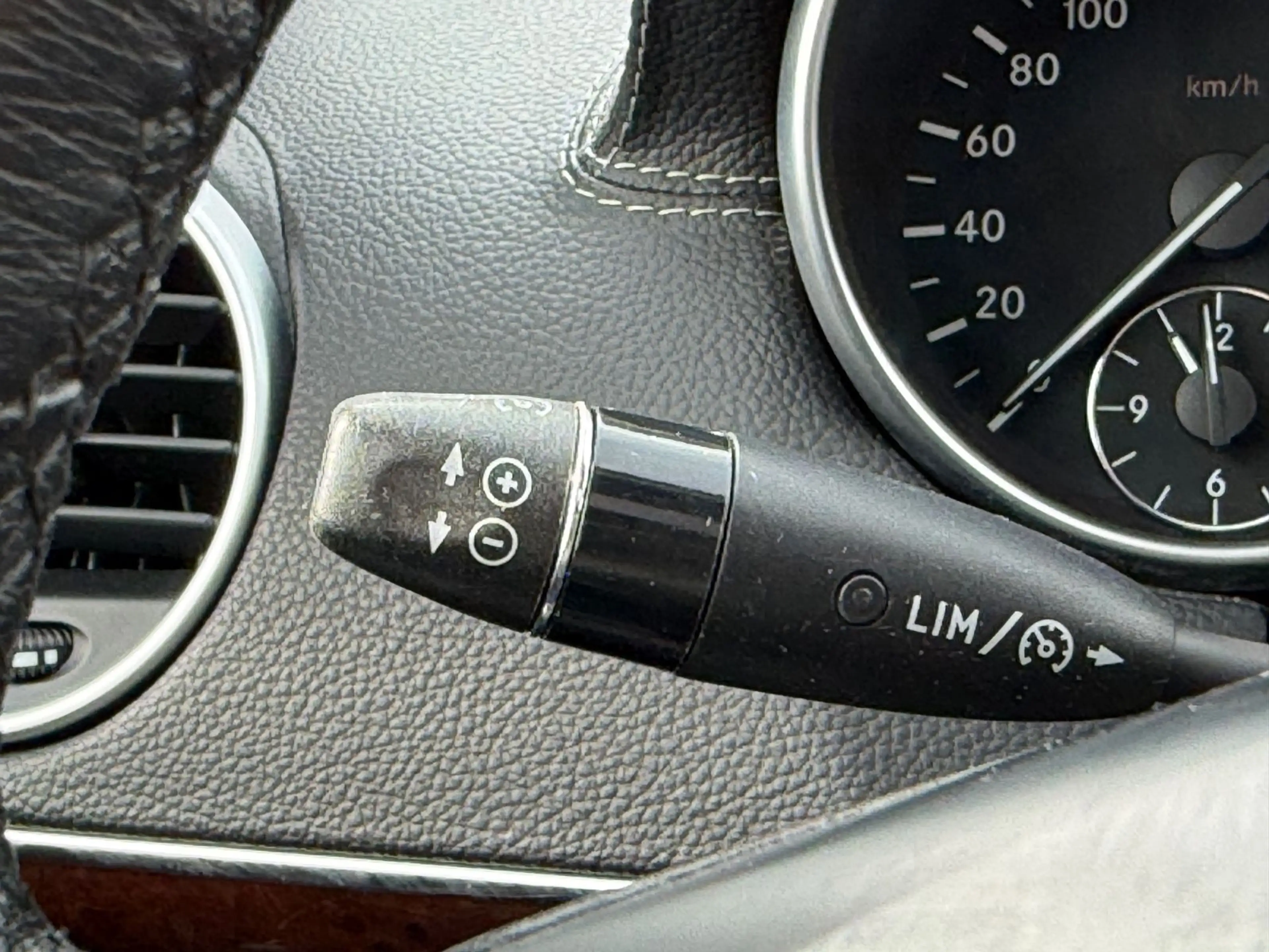 Mercedes-Benz GL 450 4Matic 7Sitzer AHK Pano St.heizng 2xMemor — photo 27