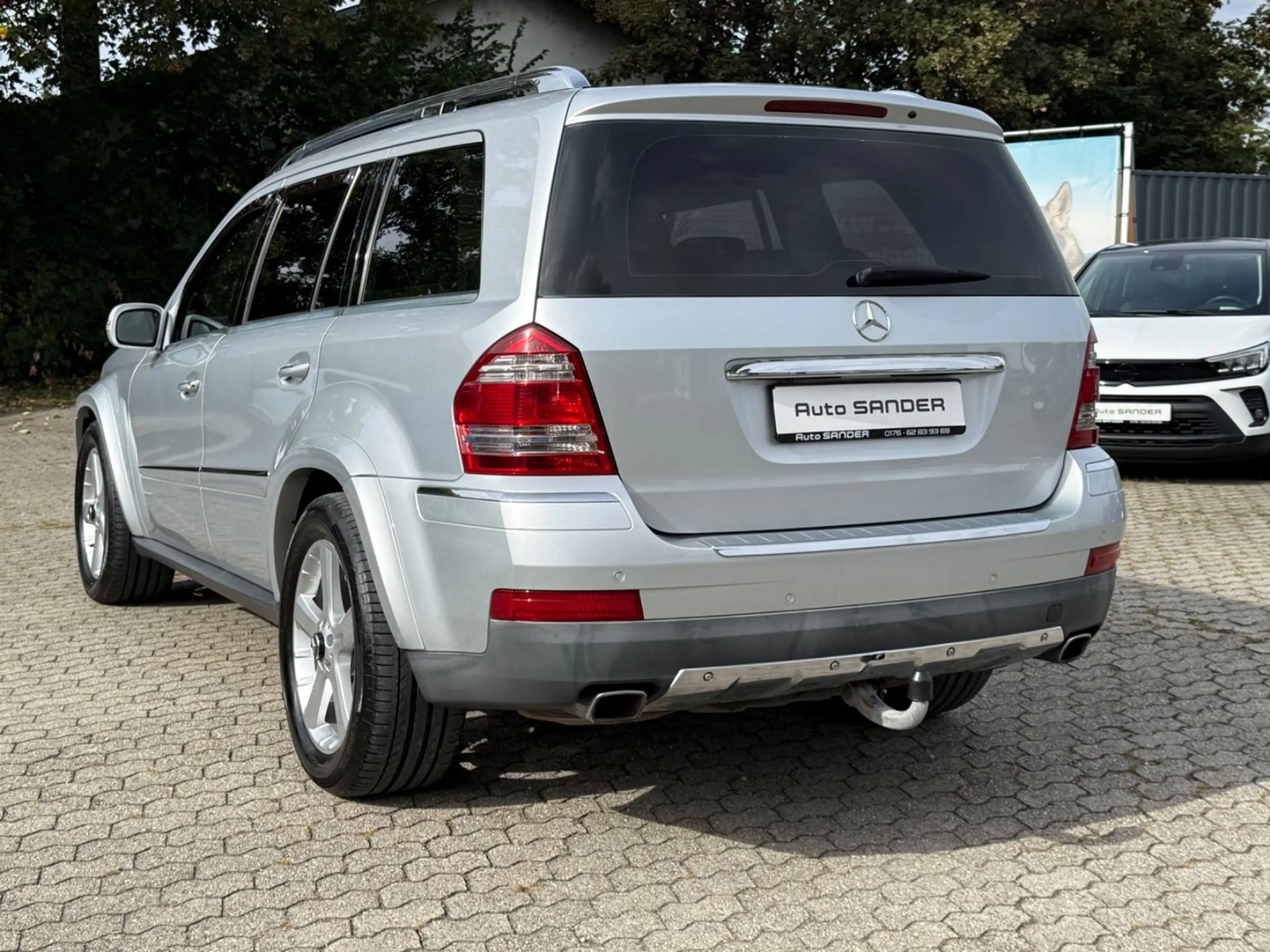 Mercedes-Benz GL 450 4Matic 7Sitzer AHK Pano St.heizng 2xMemor — photo 3