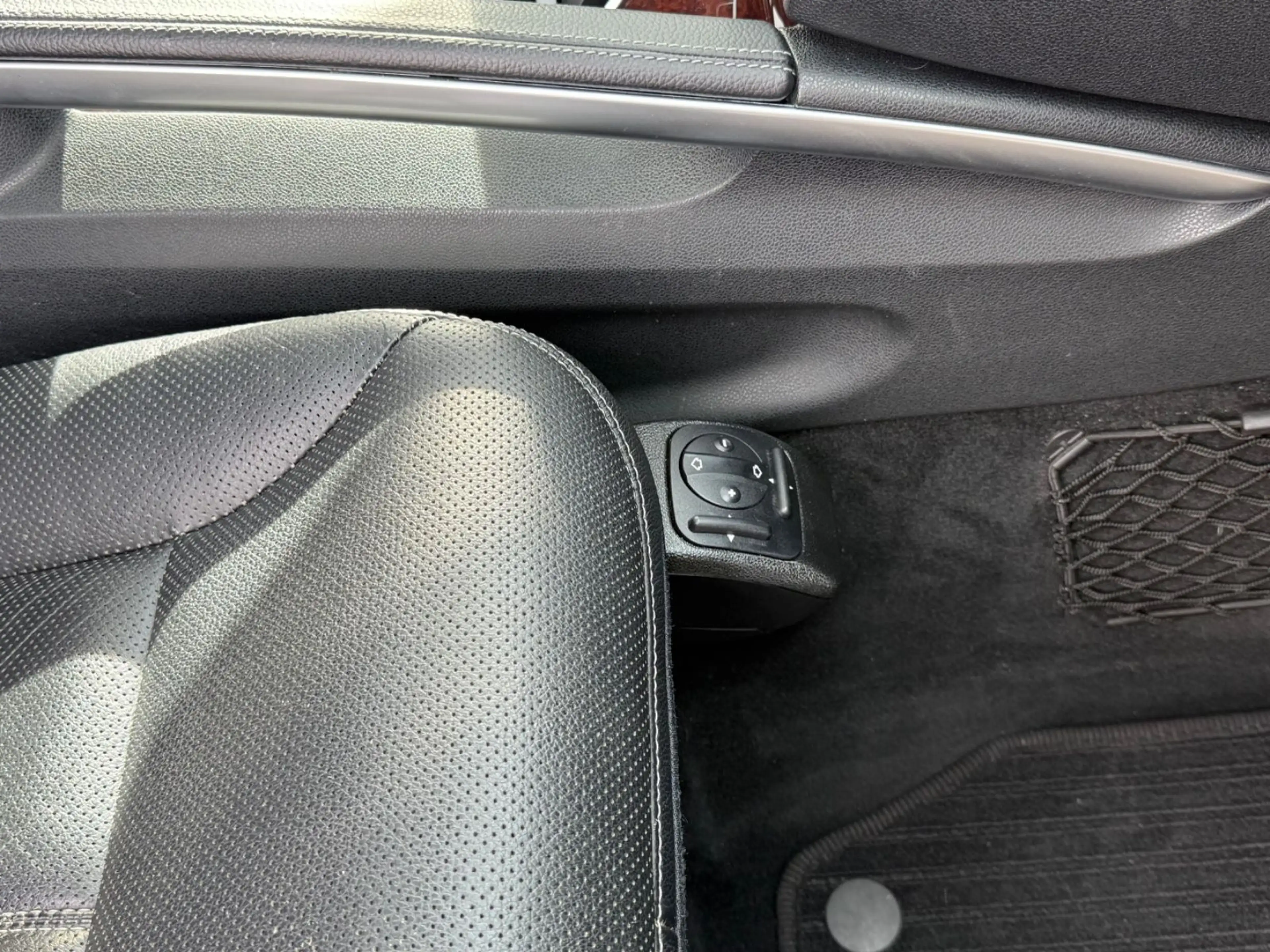 Mercedes-Benz GL 450 4Matic 7Sitzer AHK Pano St.heizng 2xMemor — photo 15