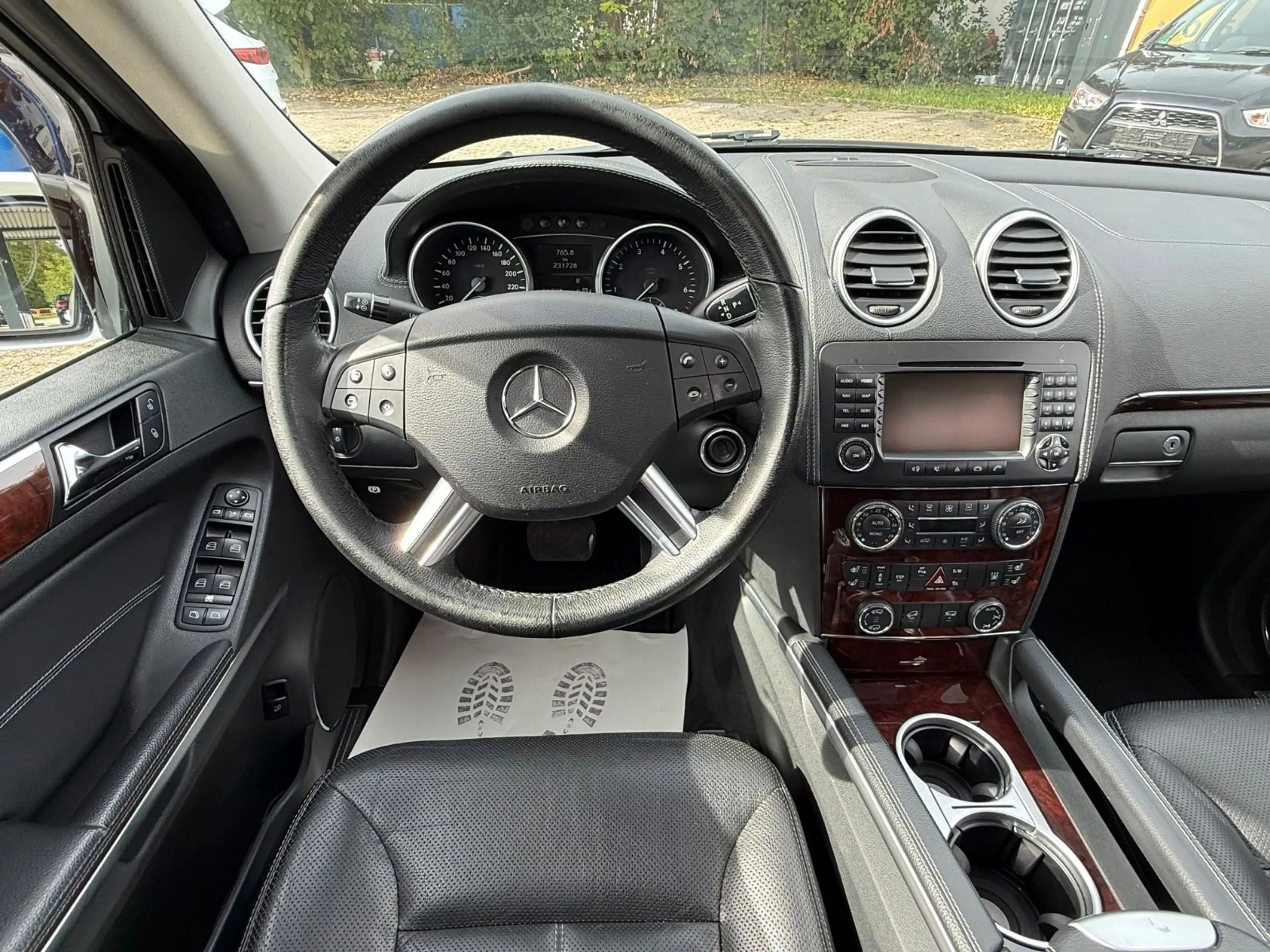 Mercedes-Benz GL 450 4Matic 7Sitzer AHK Pano St.heizng 2xMemor — photo 13
