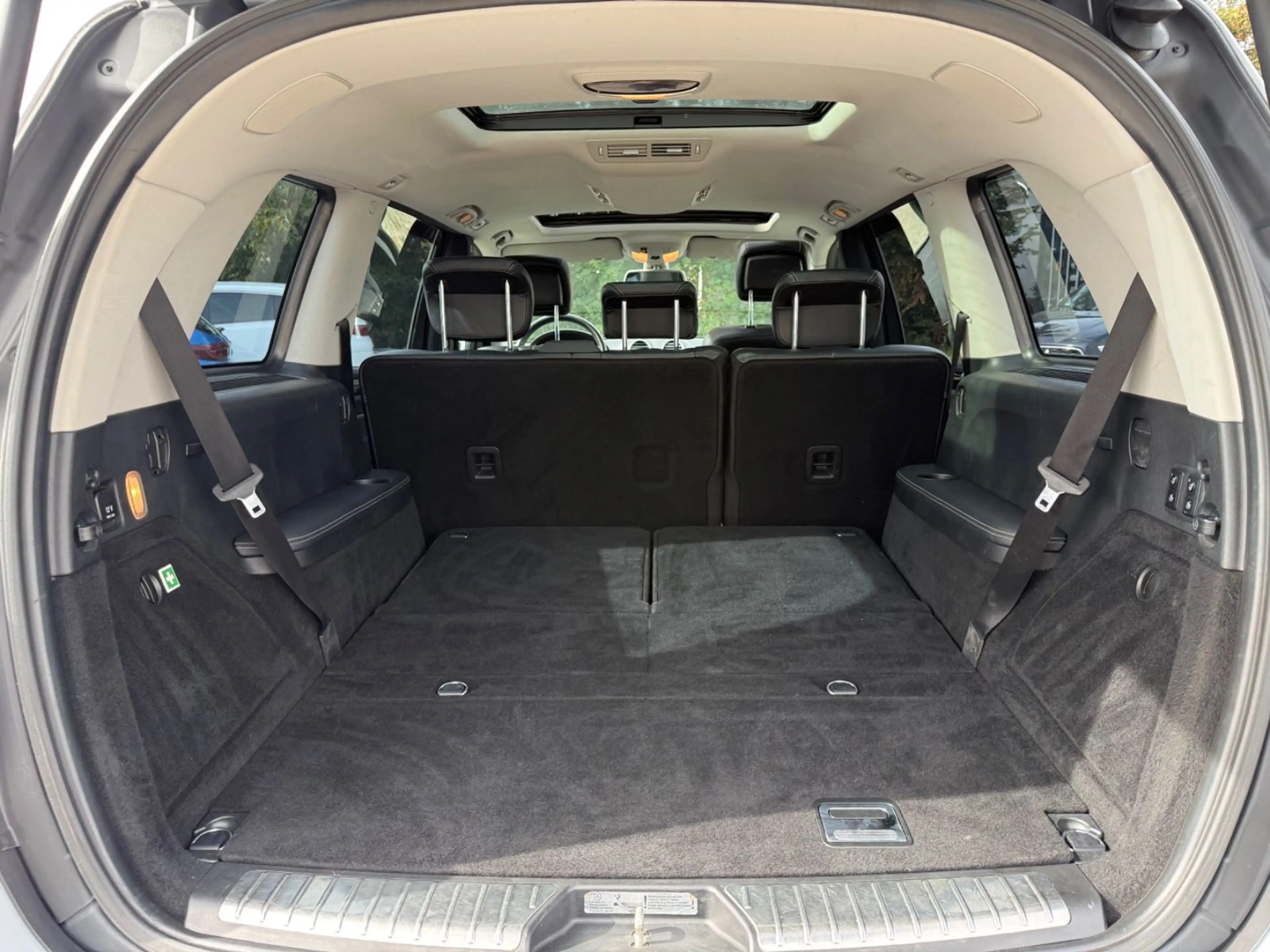 Mercedes-Benz GL 450 4Matic 7Sitzer AHK Pano St.heizng 2xMemor — photo 29