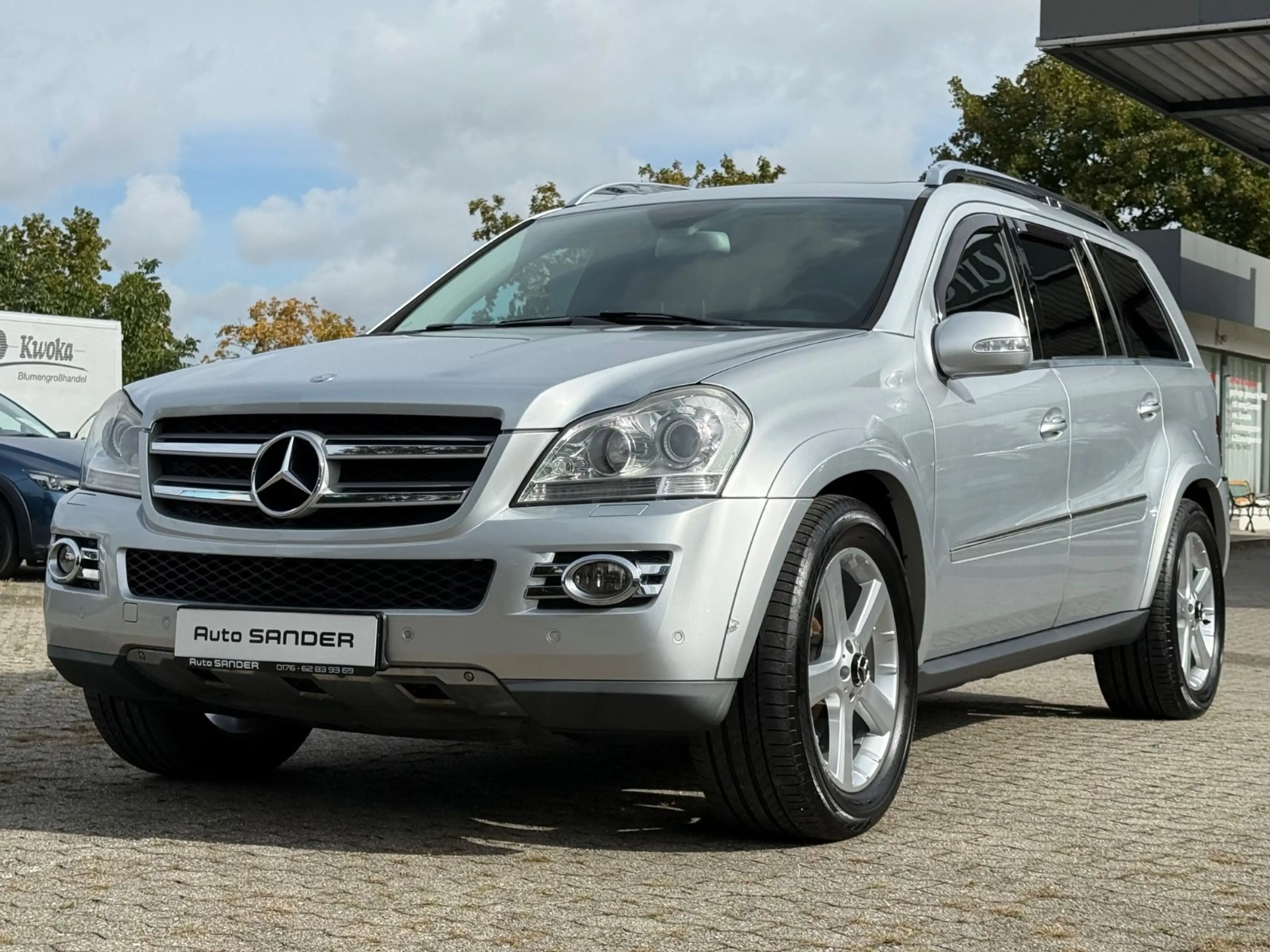 Mercedes-Benz GL 450 4Matic 7Sitzer AHK Pano St.heizng 2xMemor