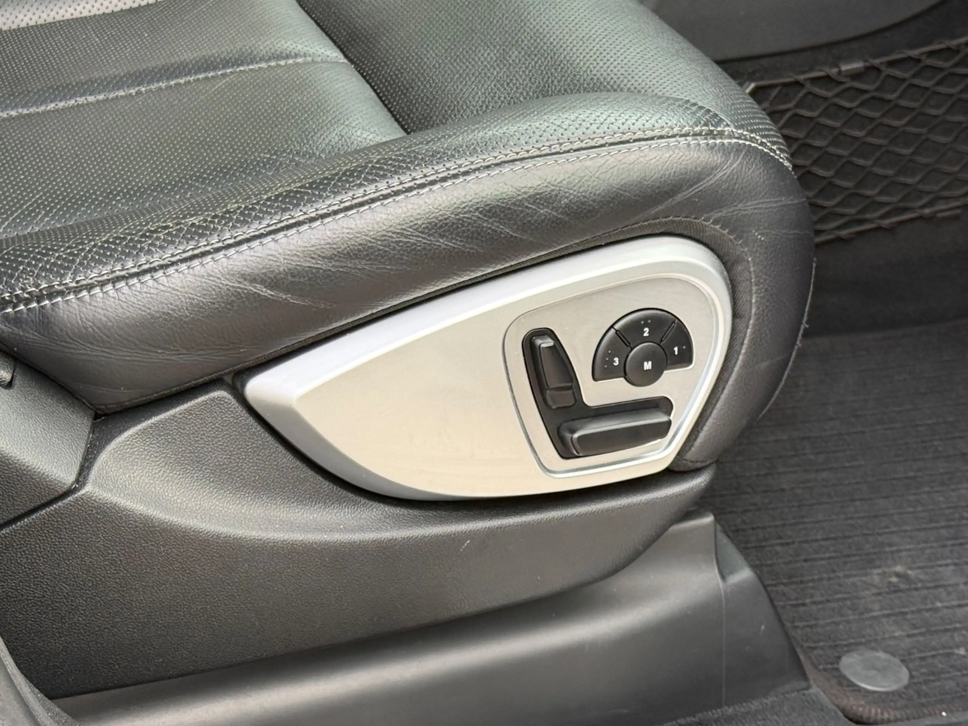 Mercedes-Benz GL 450 4Matic 7Sitzer AHK Pano St.heizng 2xMemor — photo 16