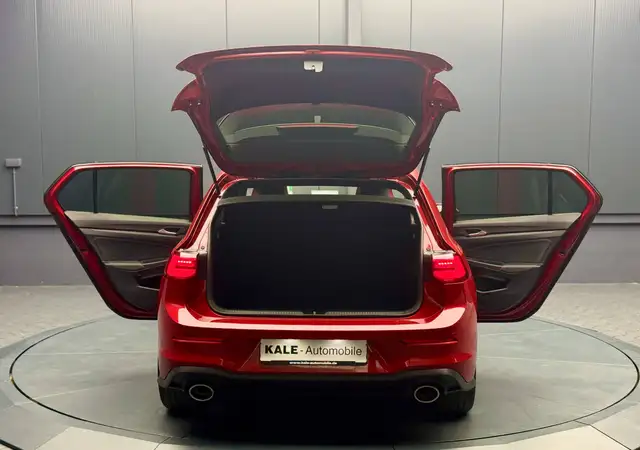 Volkswagen Golf view 8