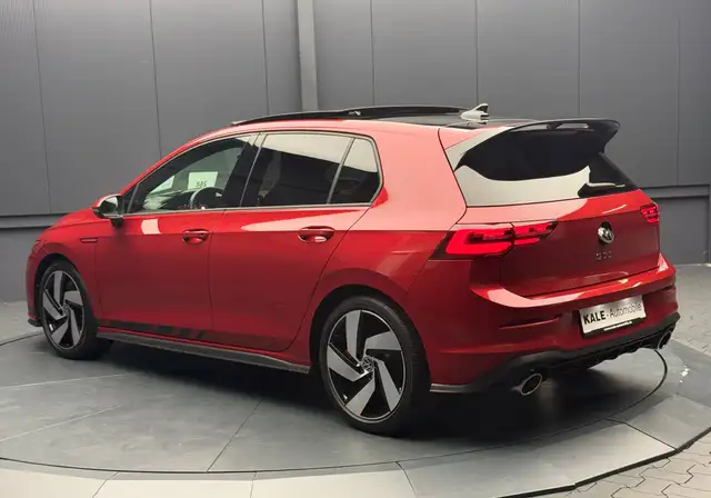 Volkswagen Golf view 5
