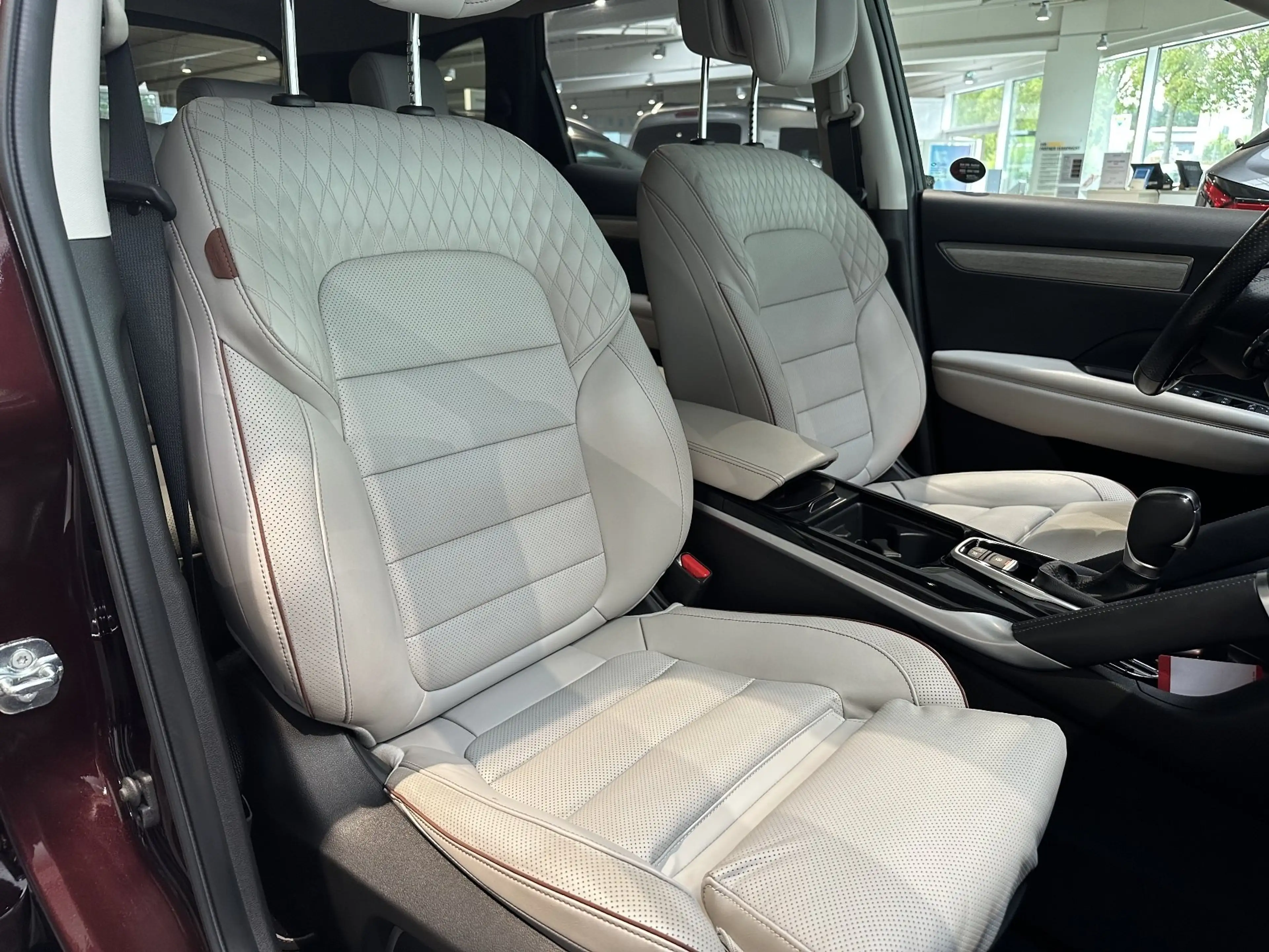 Renault Koleos INITIALE PARIS dCi 185 4WD X-tronic — photo 11