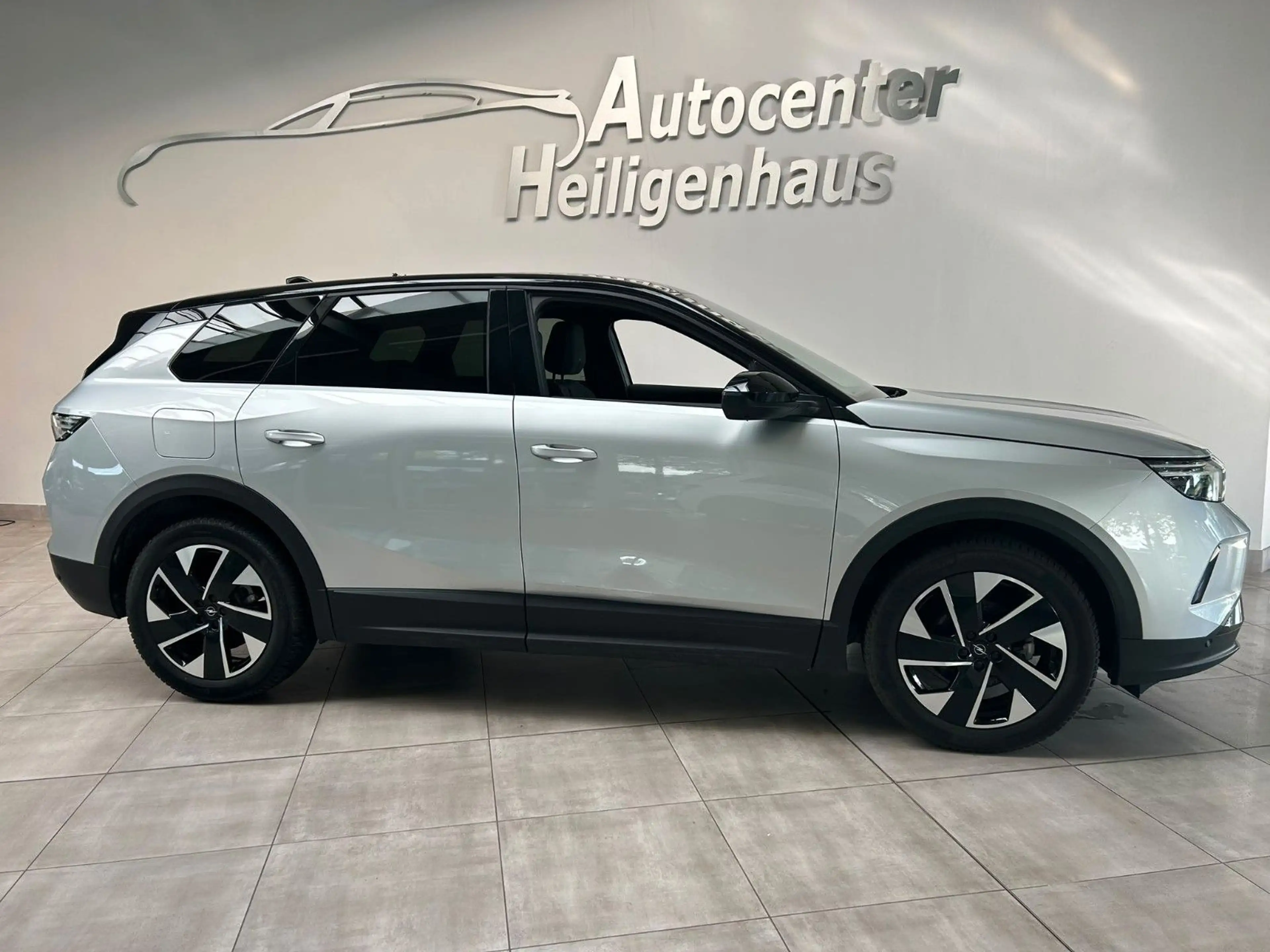 Opel Grandland X Hybrid GS HeadUp ACC LED 360°Kamer — photo 3