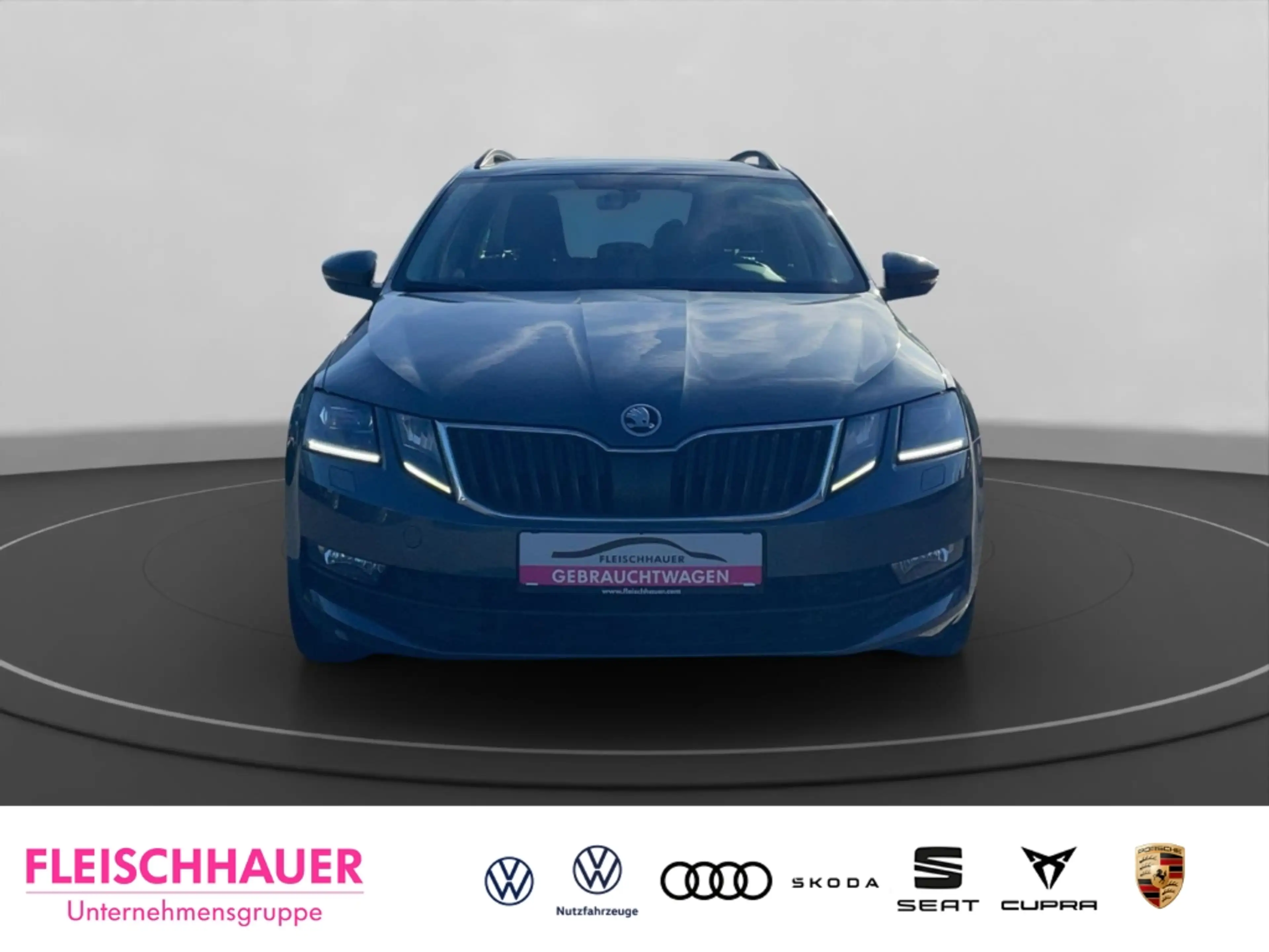 Skoda Octavia Combi 1.5 TSI Clever AHK Business Amundsen ACC LED — photo 2