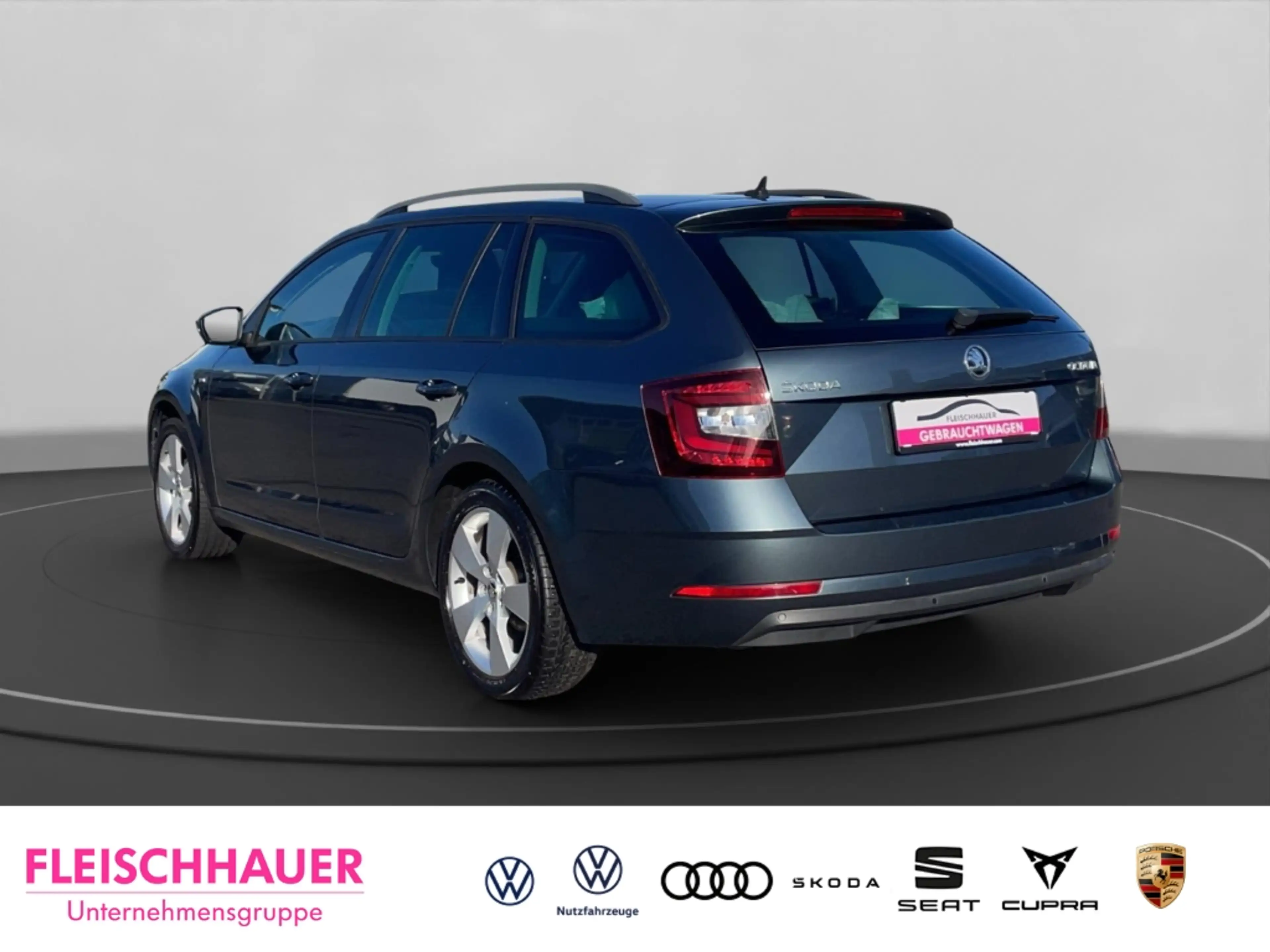 Skoda Octavia Combi 1.5 TSI Clever AHK Business Amundsen ACC LED — photo 5