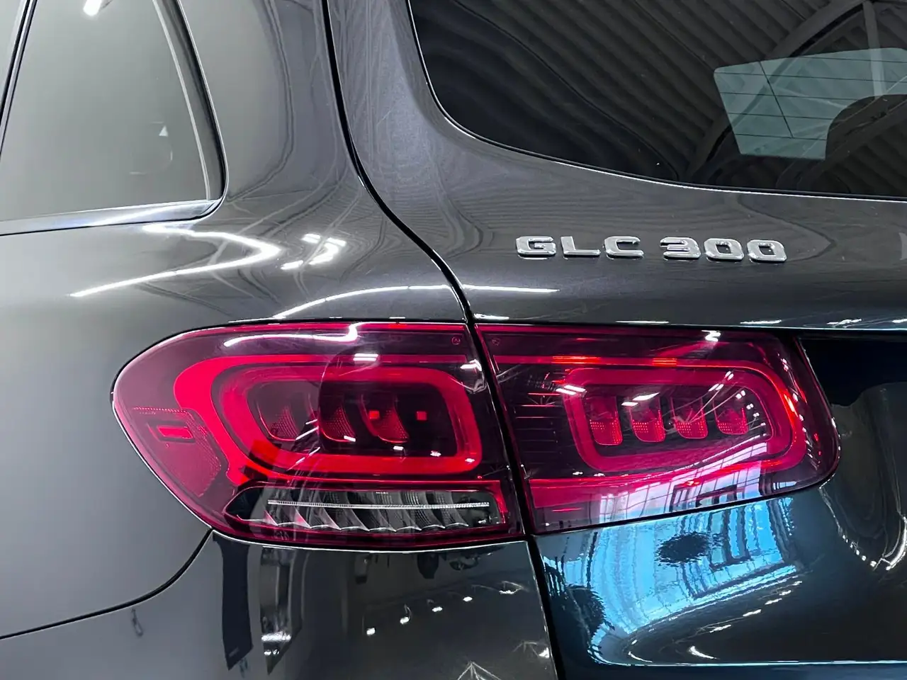 Mercedes-Benz GLC снимка Mercedes-Benz GLC