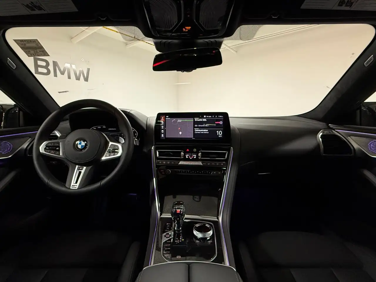 BMW 8 Series снимка BMW 8 Series