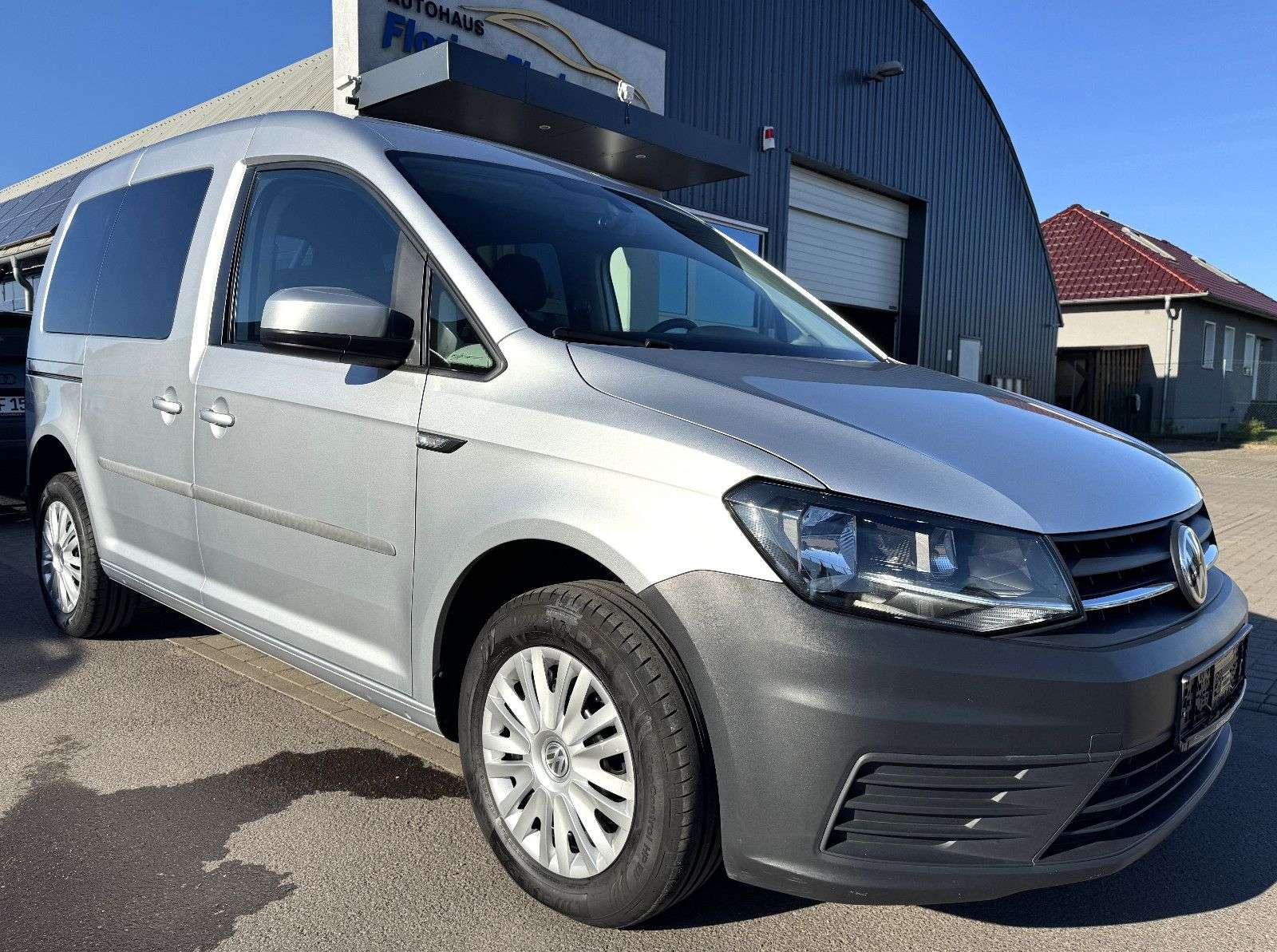 Second hand Volkswagen Caddy 2.0
