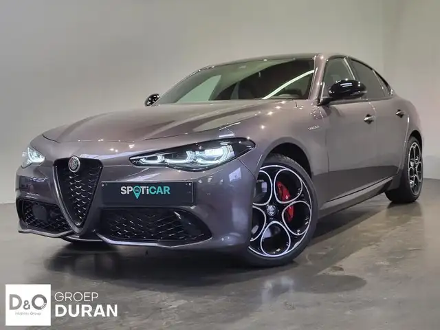 Alfa Romeo Giulia Veloce 2.0 Turbo 280 AT8 Q4