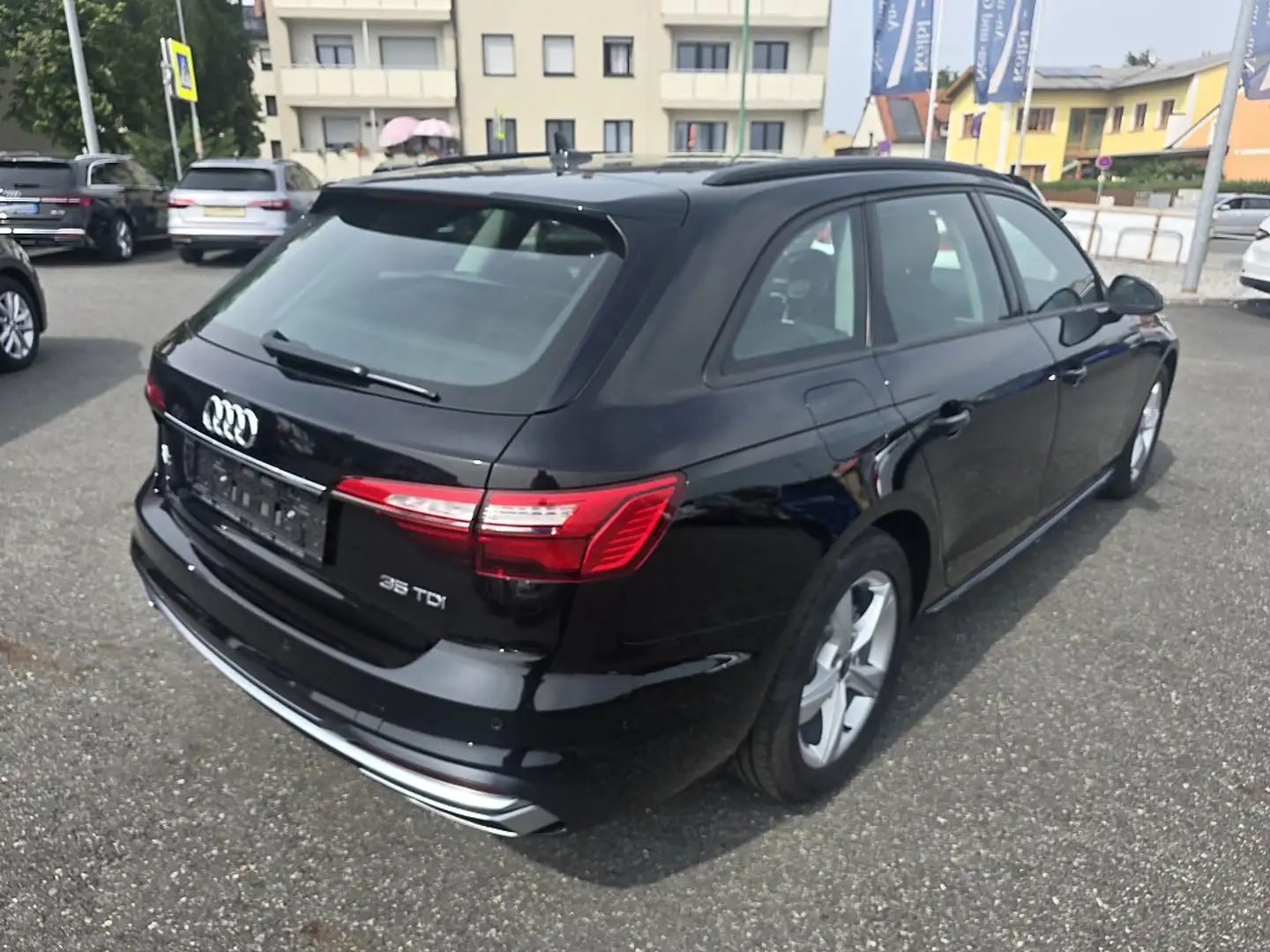 Audi A4 Avant 35 TDI advanced S-tronic Schwarz - 2