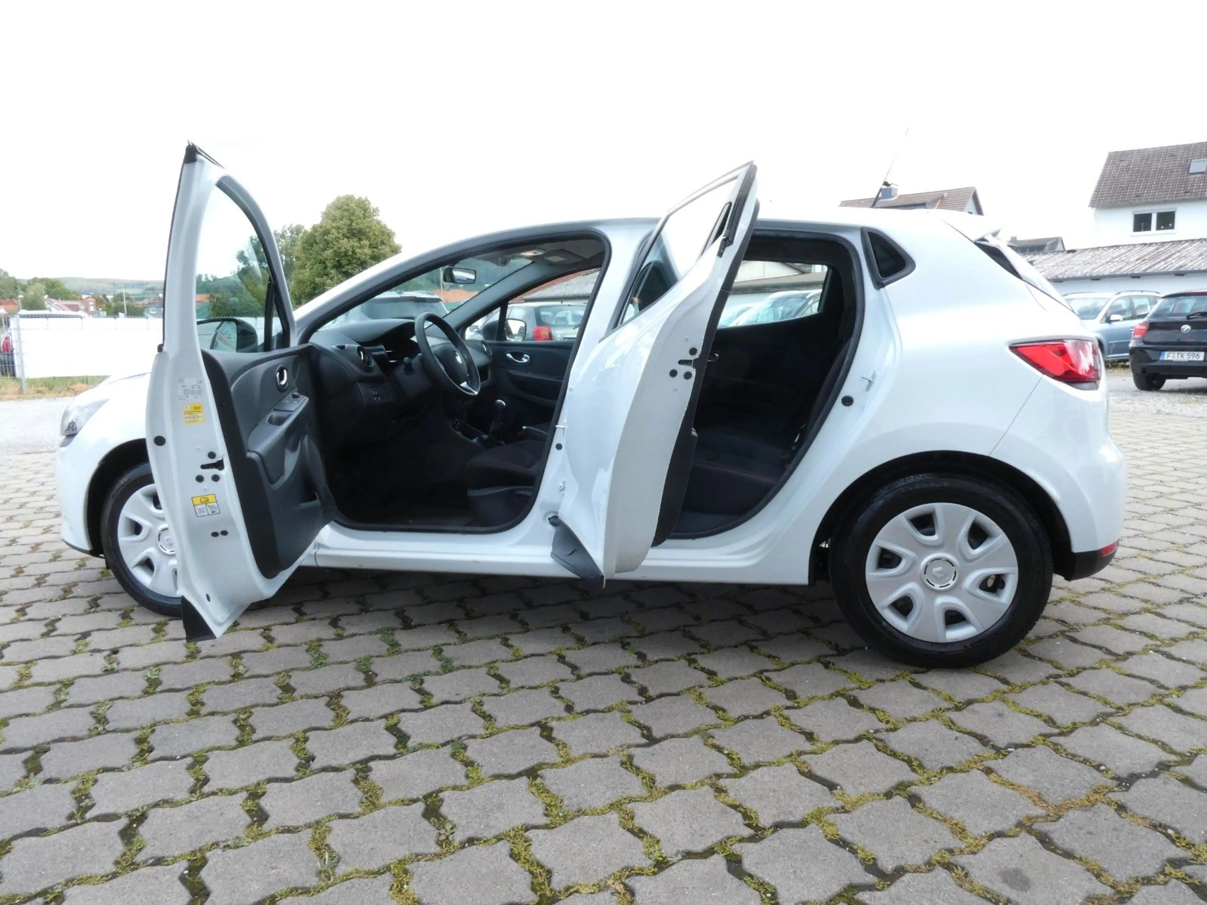 Renault Clio IV Life #1.HAND#ORIG.ERST 14 TKM#EURO 6# — photo 6