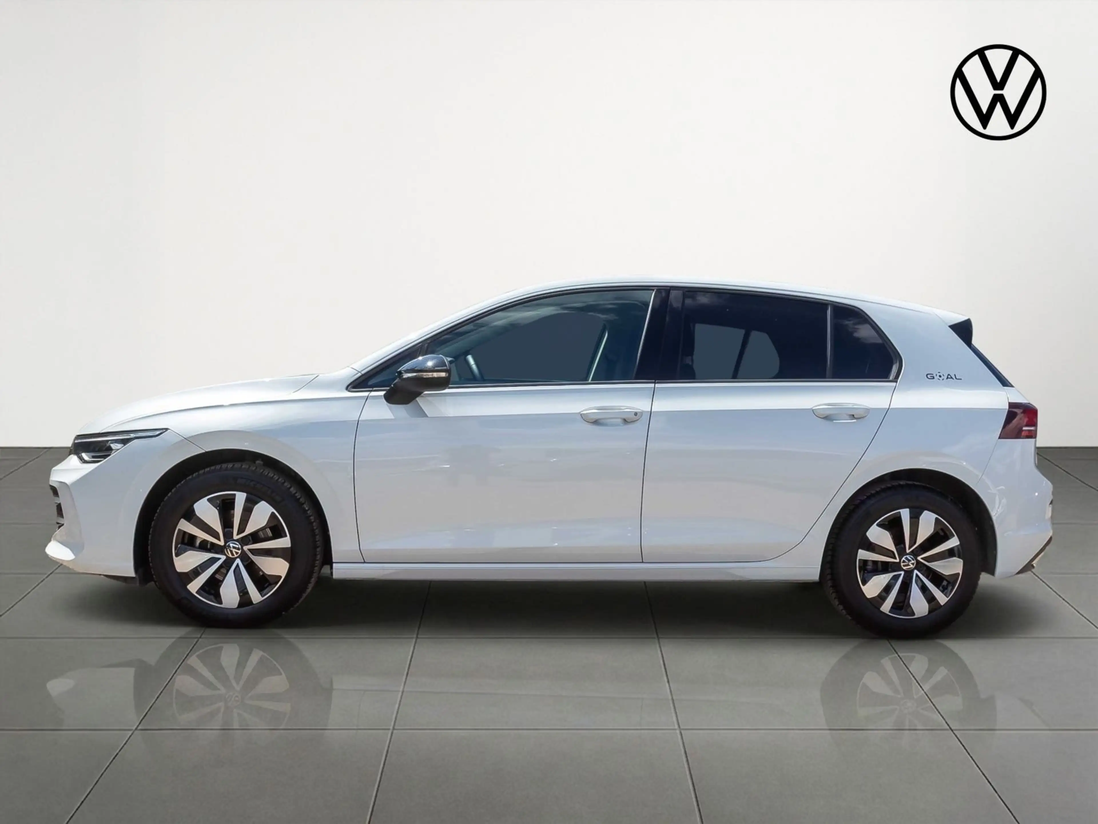 Volkswagen Golf VIII Goal 1.5 eTSI DSG Navi LED ACC EPH AHK — photo 4