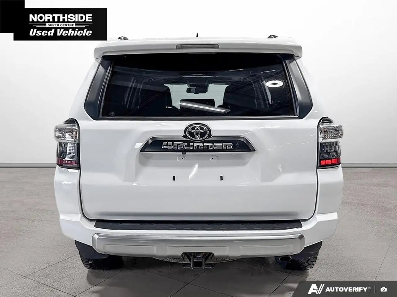 Toyota 4-Runner снимка Toyota 4-Runner