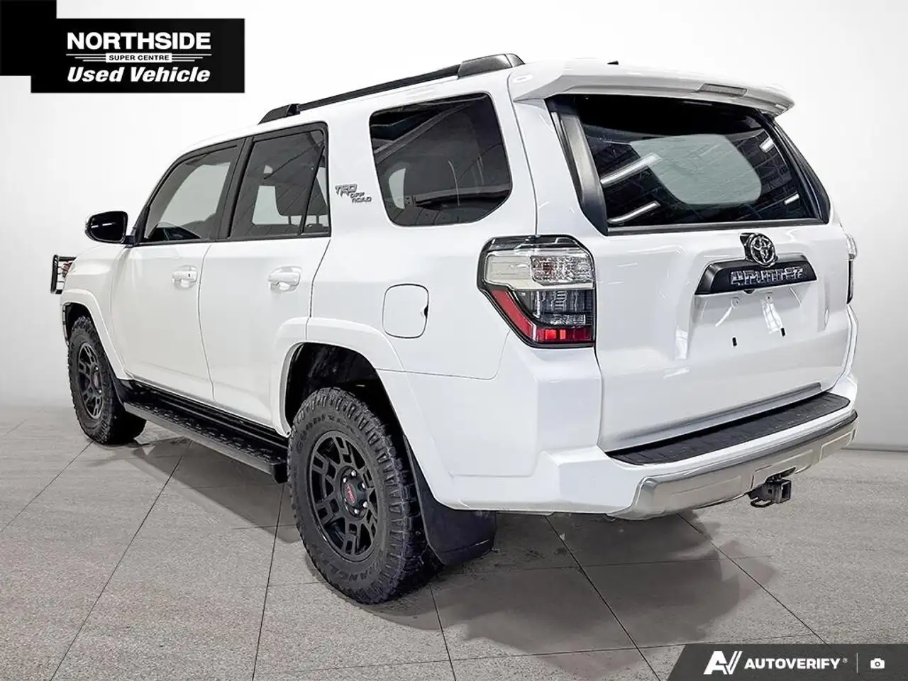 Toyota 4-Runner снимка Toyota 4-Runner