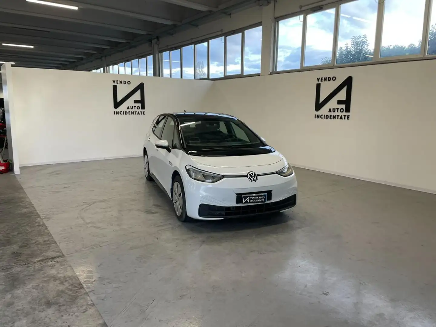 Volkswagen ID.3 PRO PERFORMANCE Bianco - 1