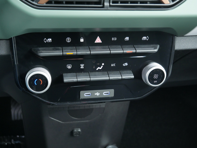 Dacia Spring Extreme Electric 65 CCS-Schnellladung — photo 10