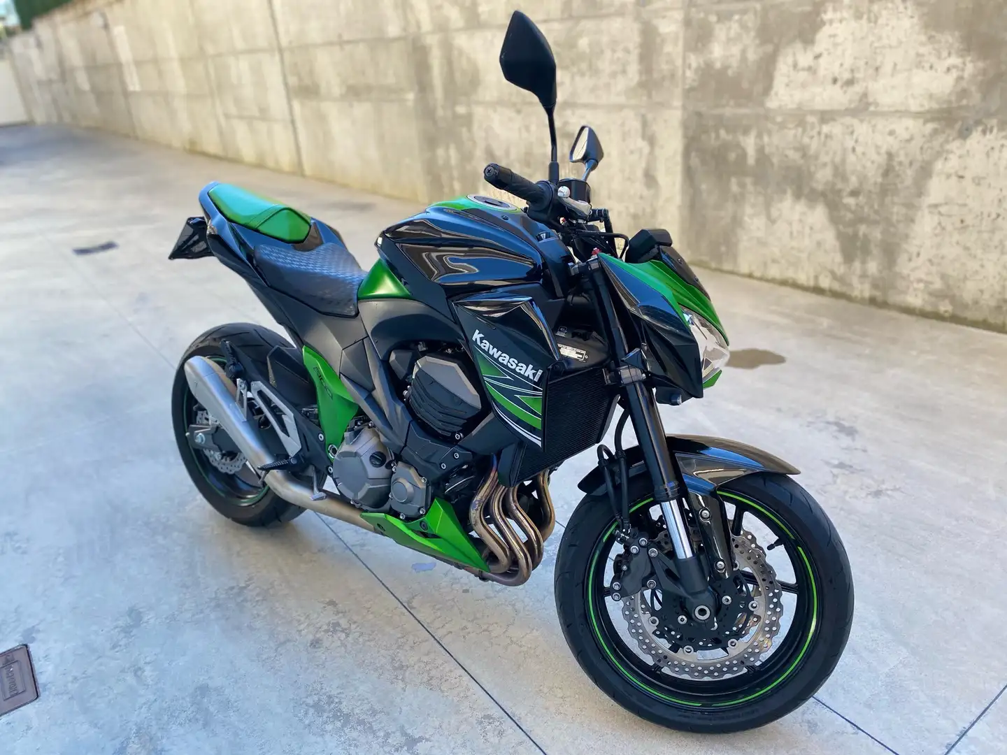 Kawasaki Z 800 Naked - 2