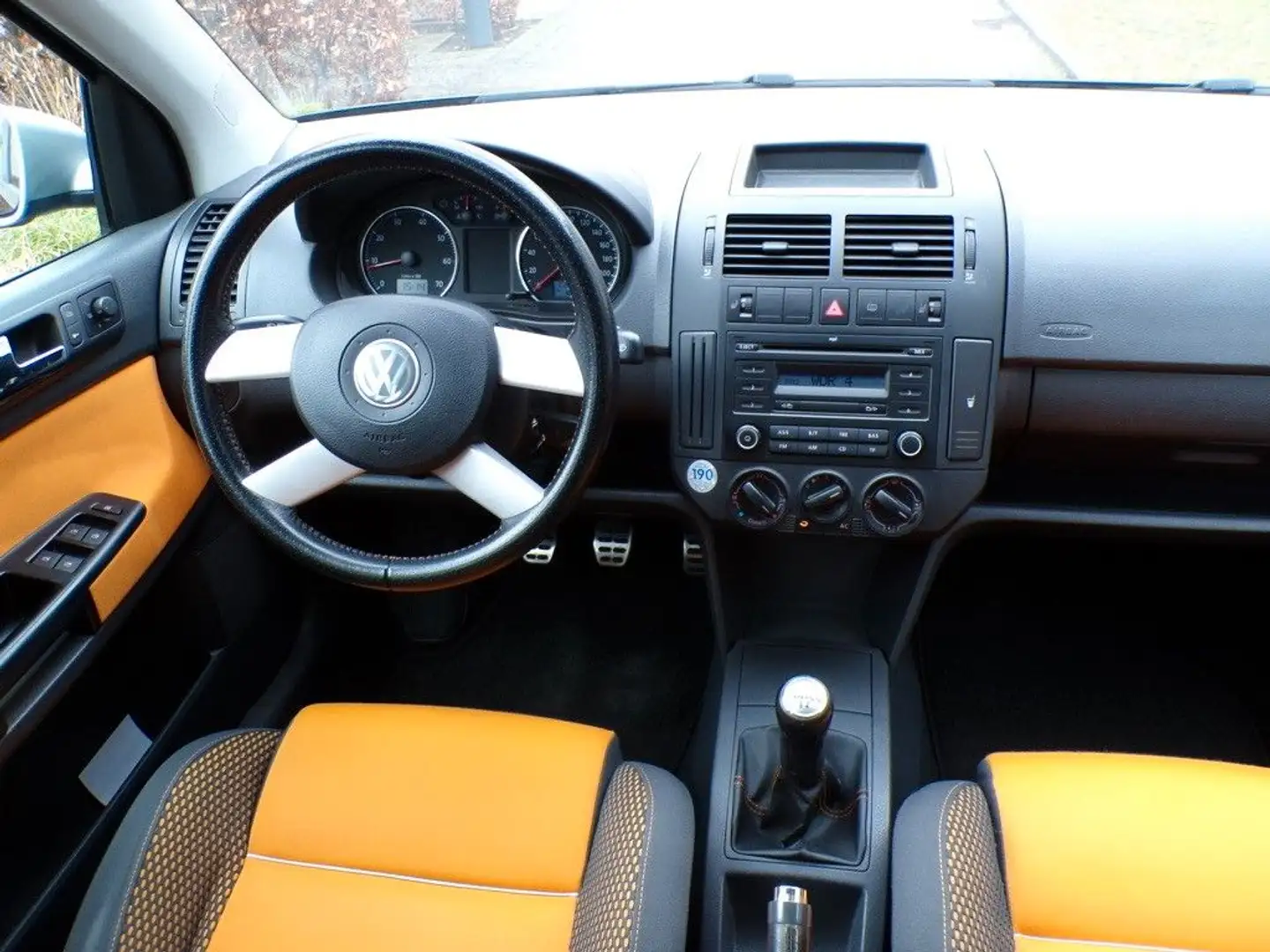 Volkswagen Polo IV CrossPolo/Klima/Sitzheizung/Sportlenkrad Schwarz - 2