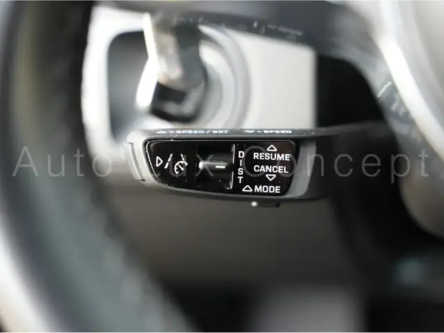 Porsche Cayenne view 14