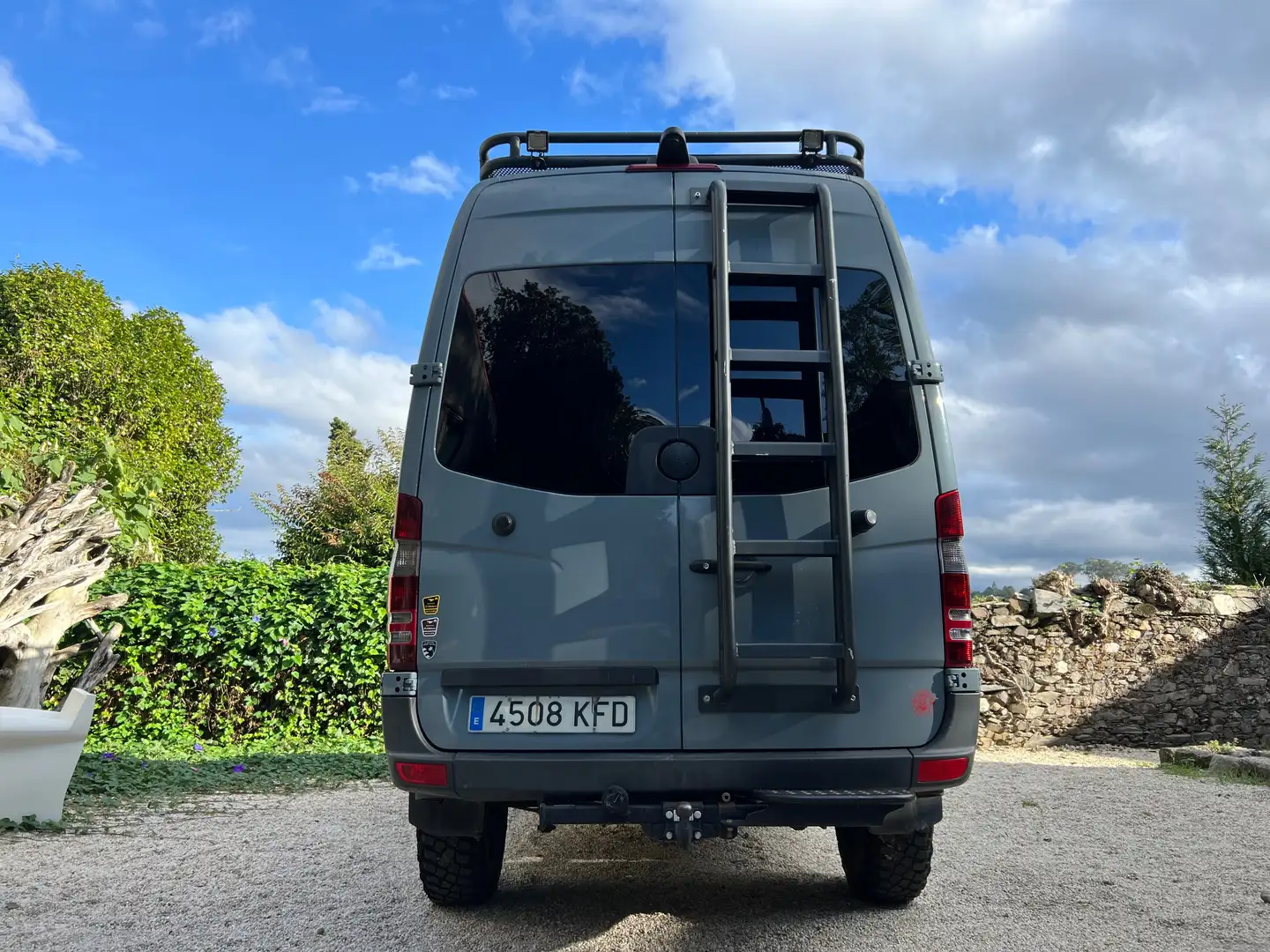 Mercedes-Benz Sprinter 319 CDI 4X4 CUSTOM OVERLANDER Gris - 2