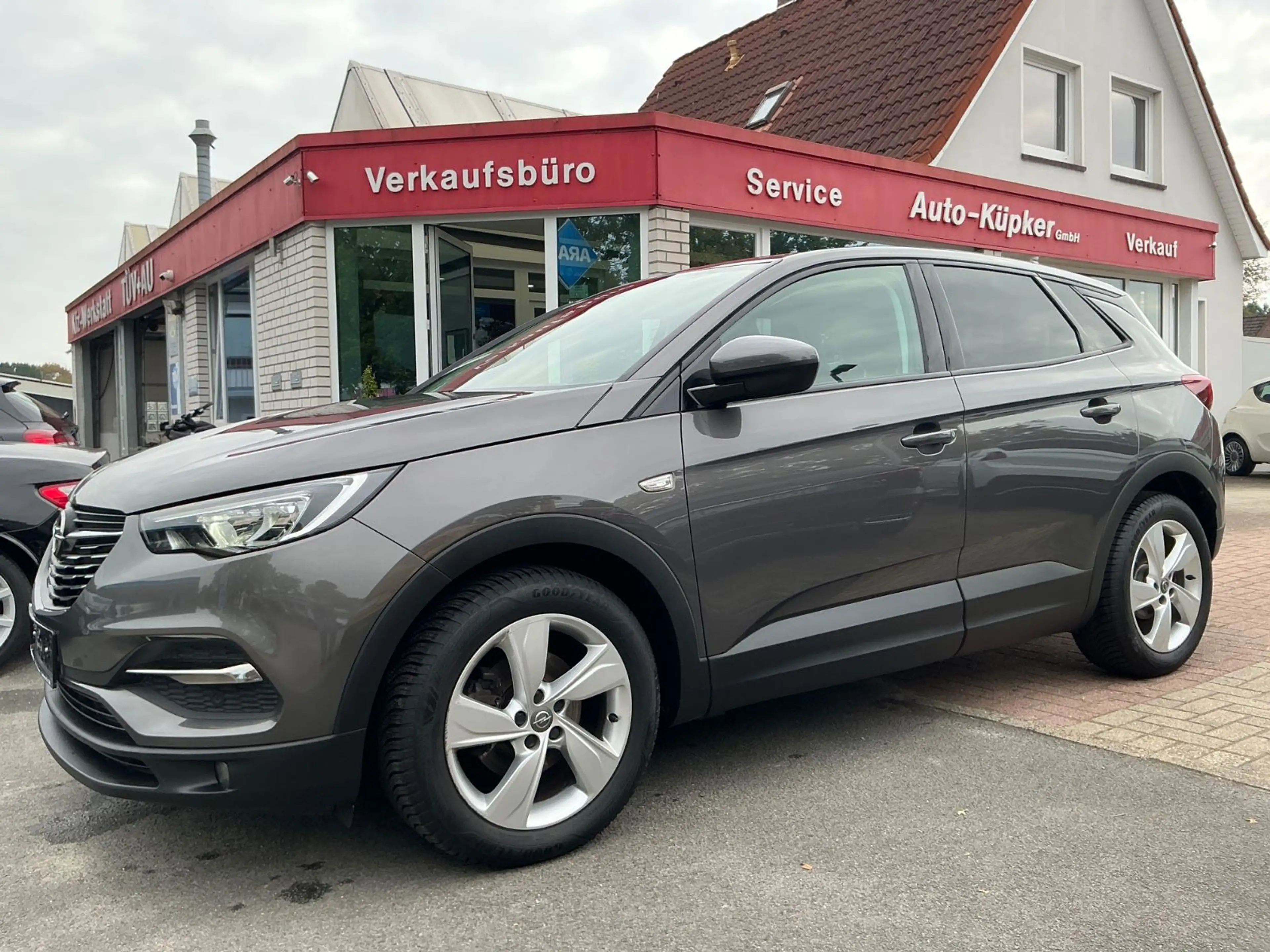 Opel Grandland X 1.2 Turbo SHZ LHZ AHK NAVI CarPlay — photo 2