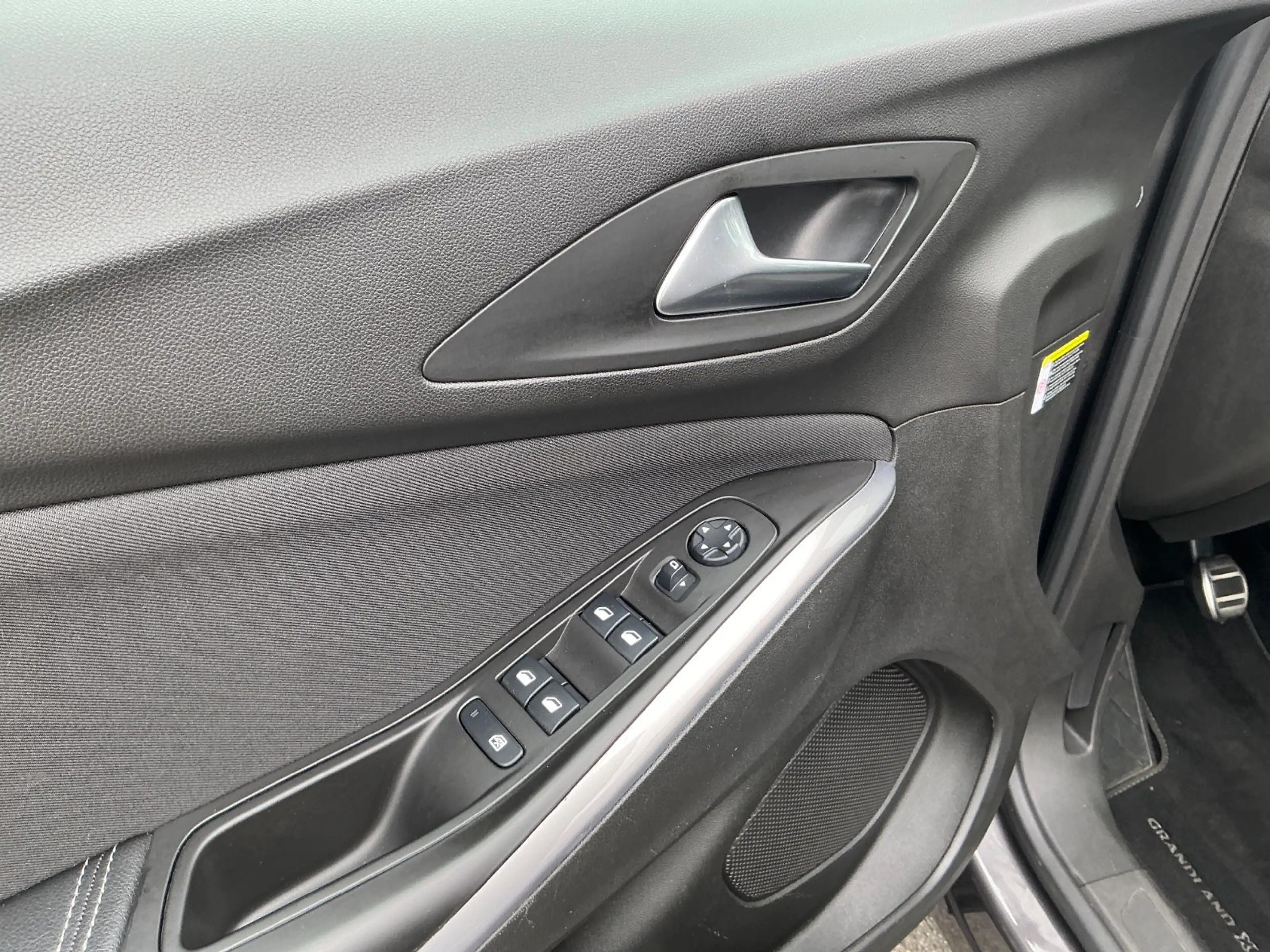 Opel Grandland X 1.2 Turbo SHZ LHZ AHK NAVI CarPlay — photo 27