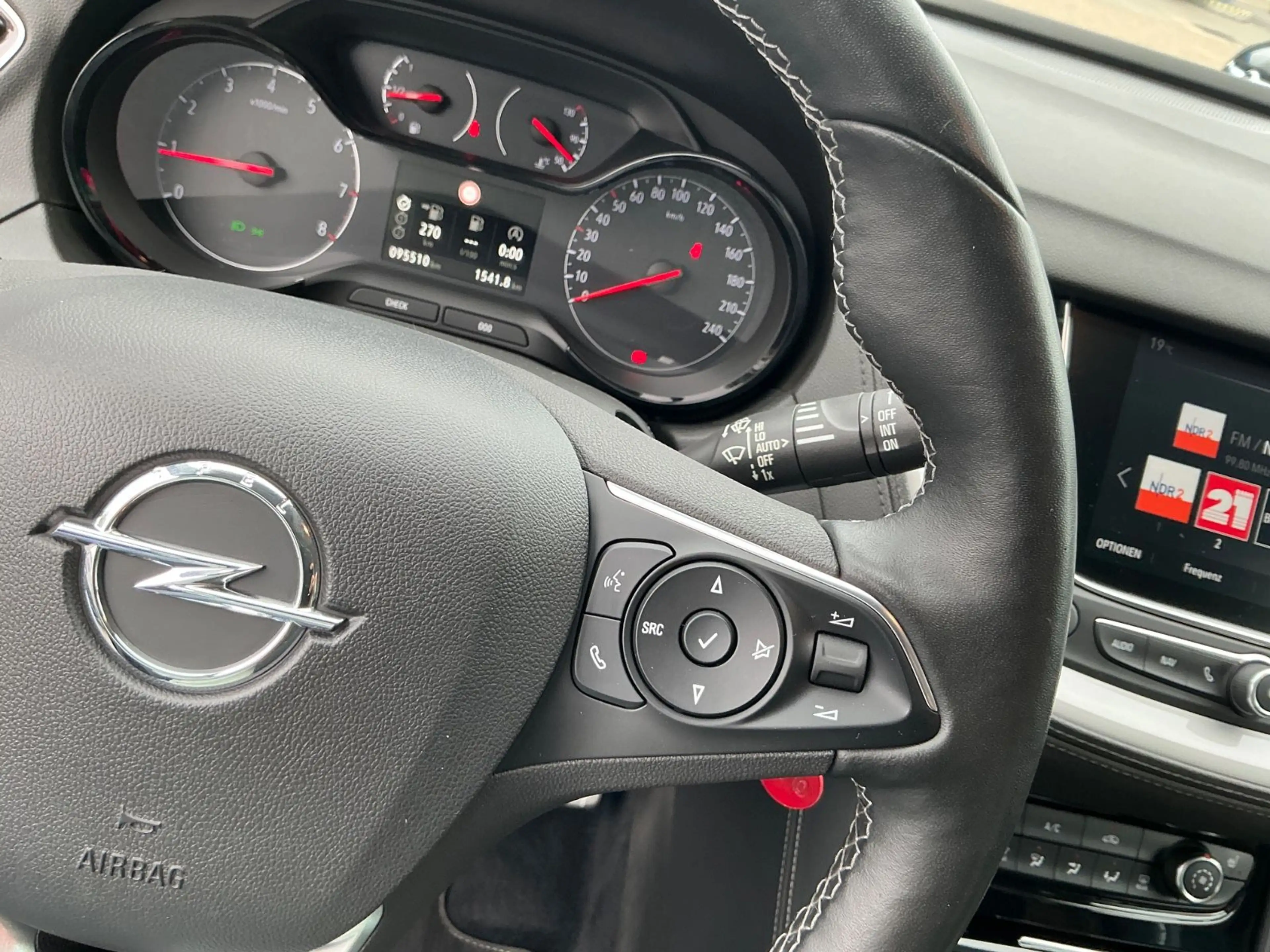 Opel Grandland X 1.2 Turbo SHZ LHZ AHK NAVI CarPlay — photo 25