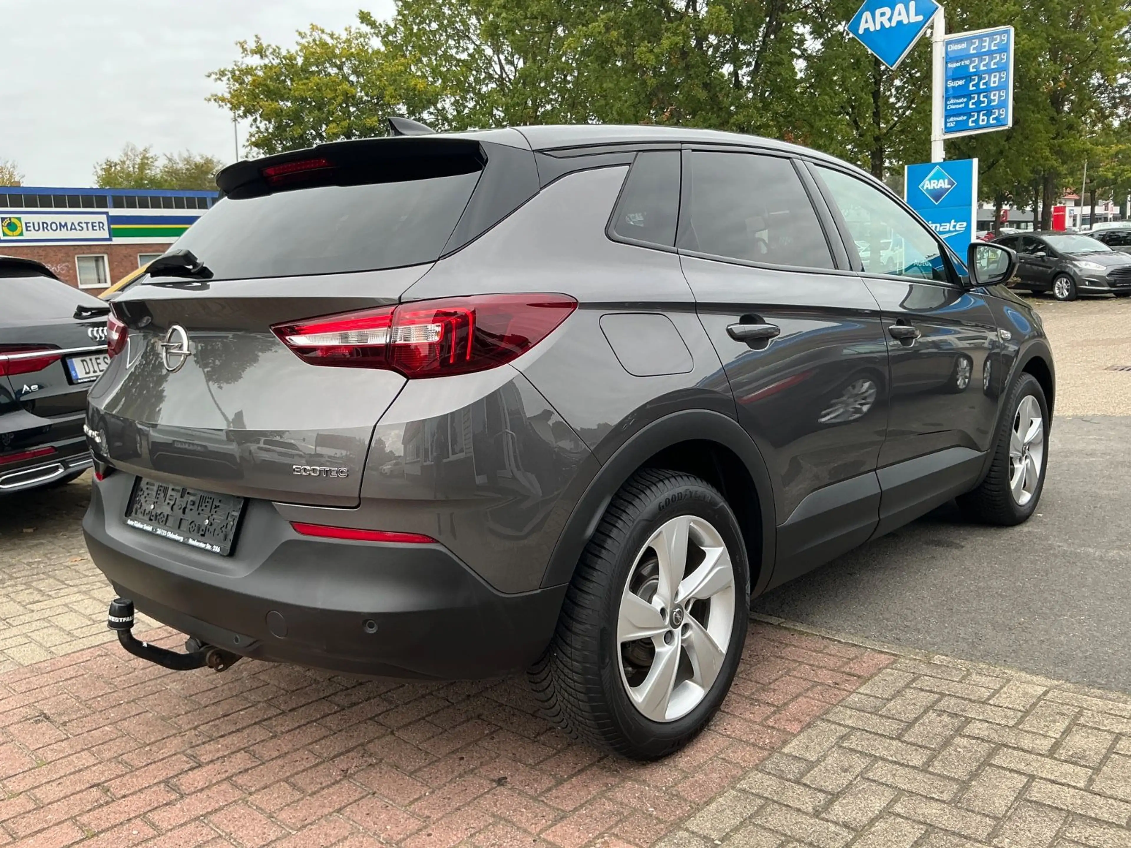 Opel Grandland X 1.2 Turbo SHZ LHZ AHK NAVI CarPlay — photo 5